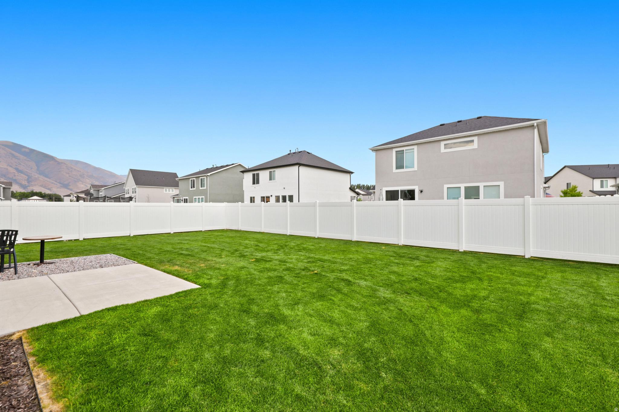 RIDGELINE PARK - Residential