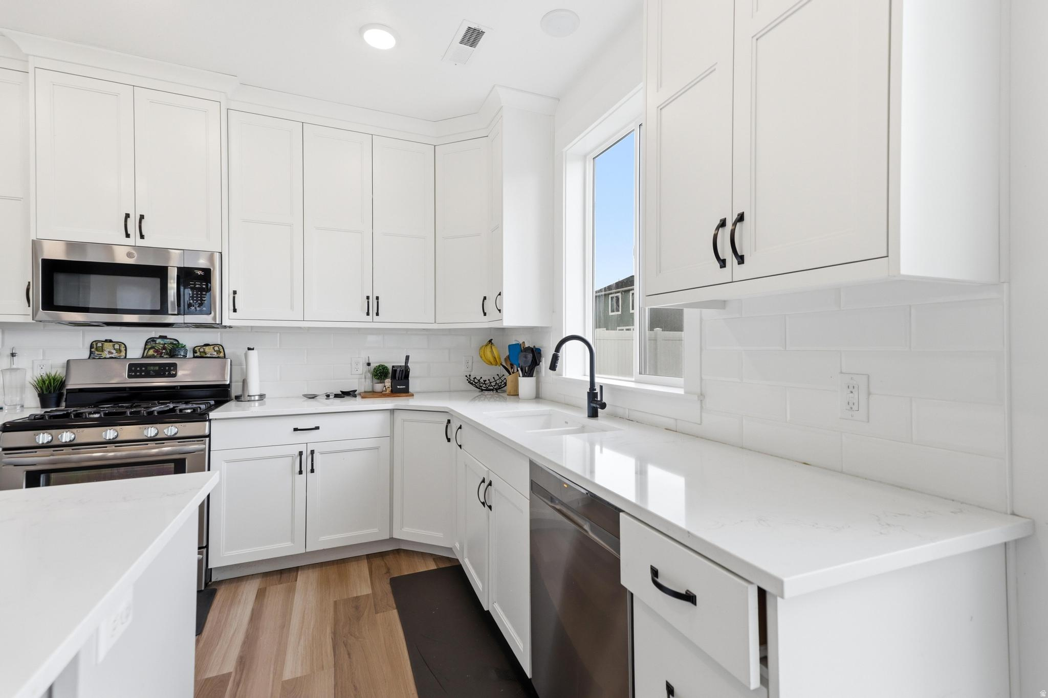 RIDGELINE PARK - Residential