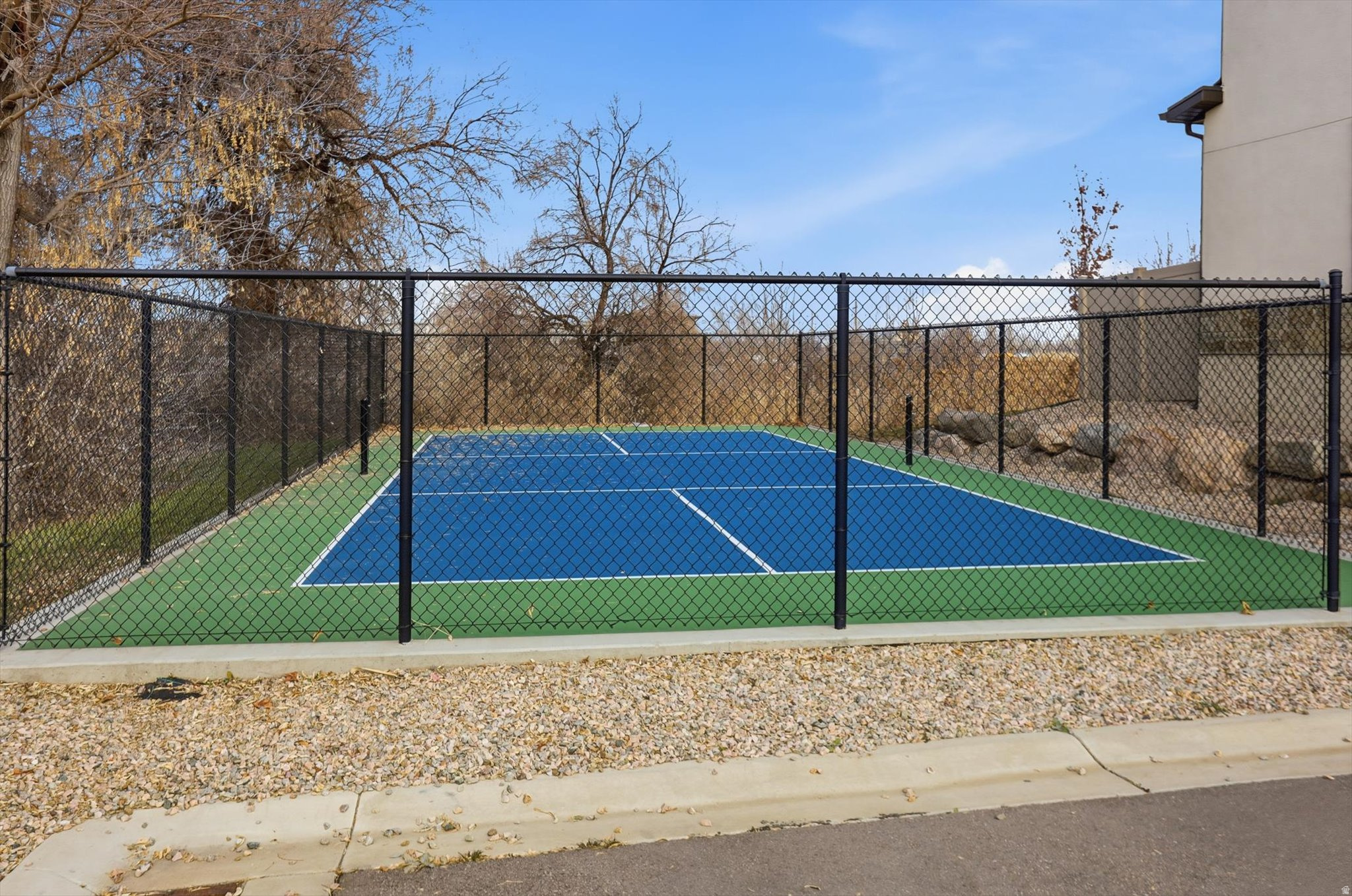 HAWK HAVEN TOWN HOME - Residential