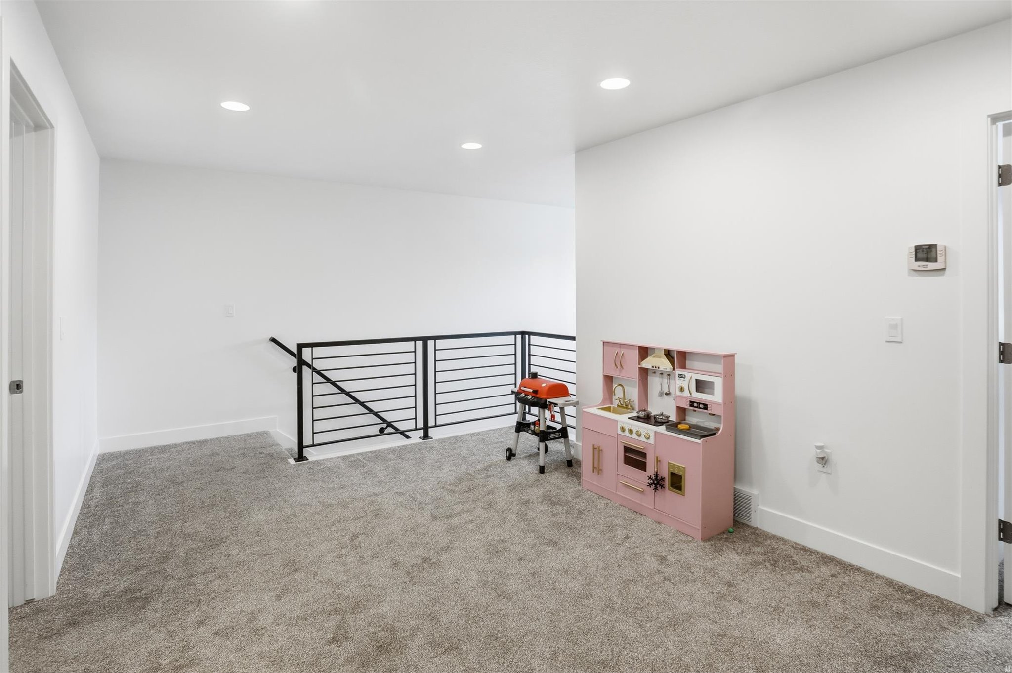 HAWK HAVEN TOWN HOME - Residential