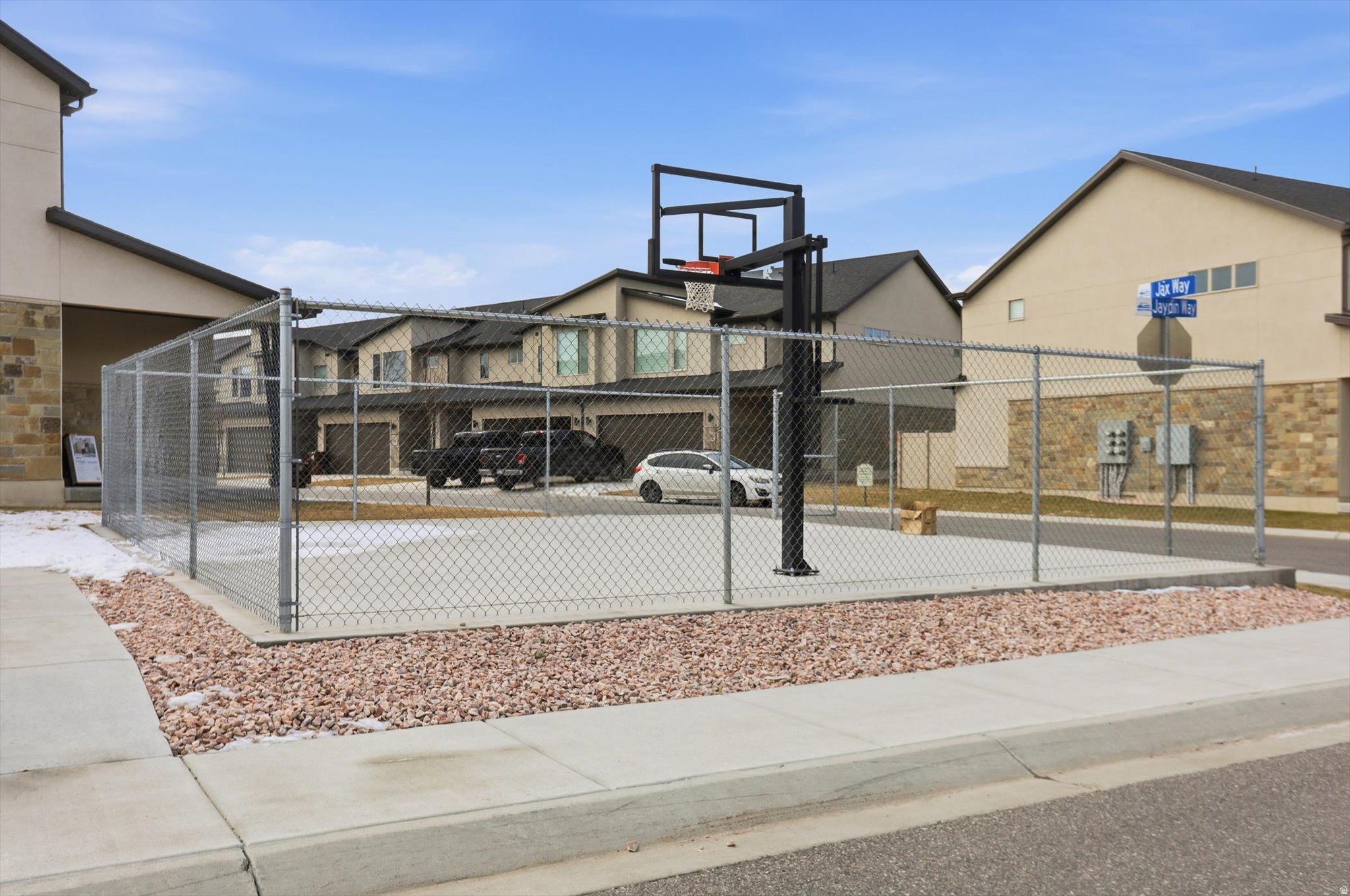 HAWK HAVEN TOWN HOME - Residential