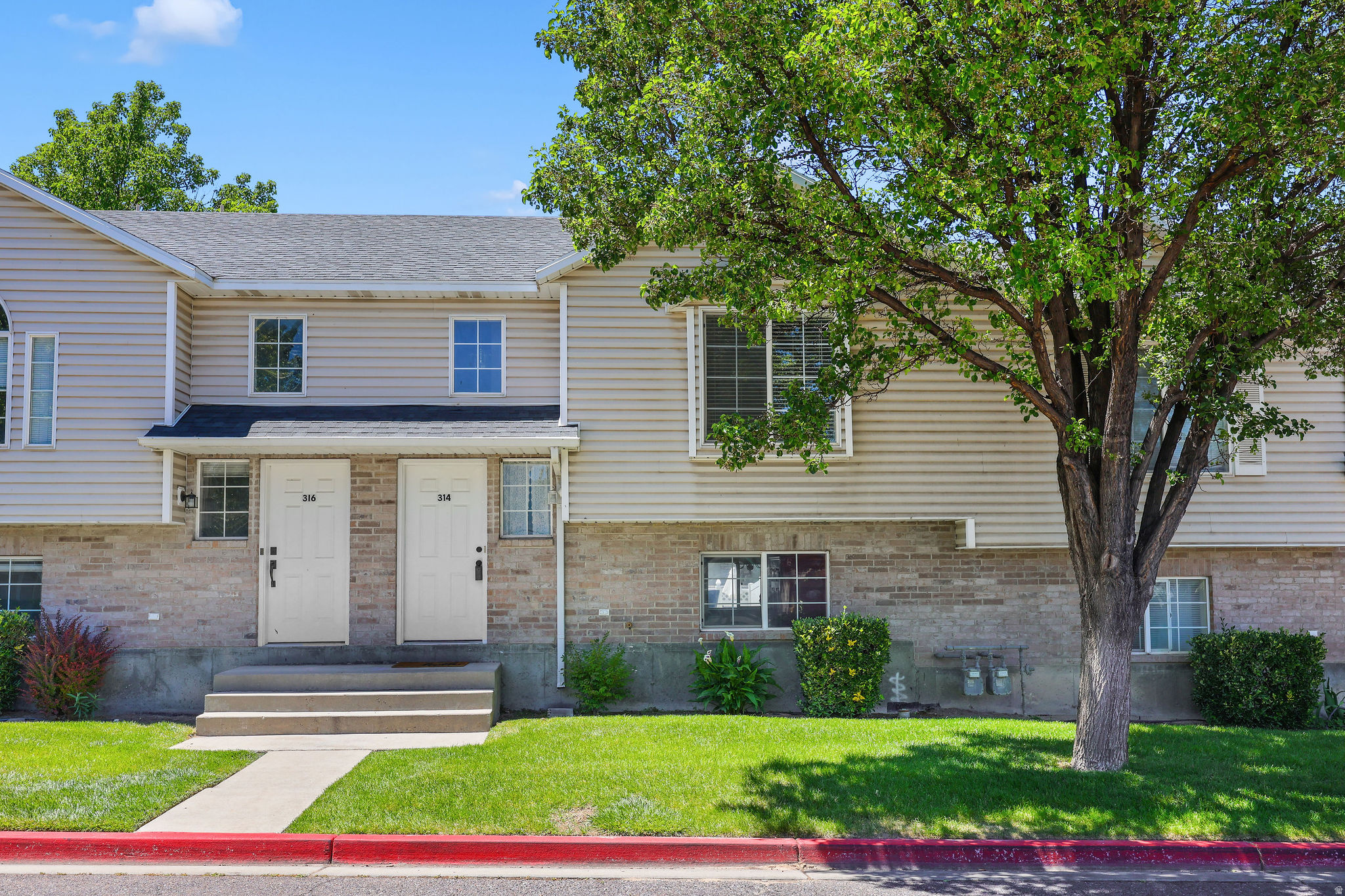 PARK VIEW TERRACE CONDO - Residential