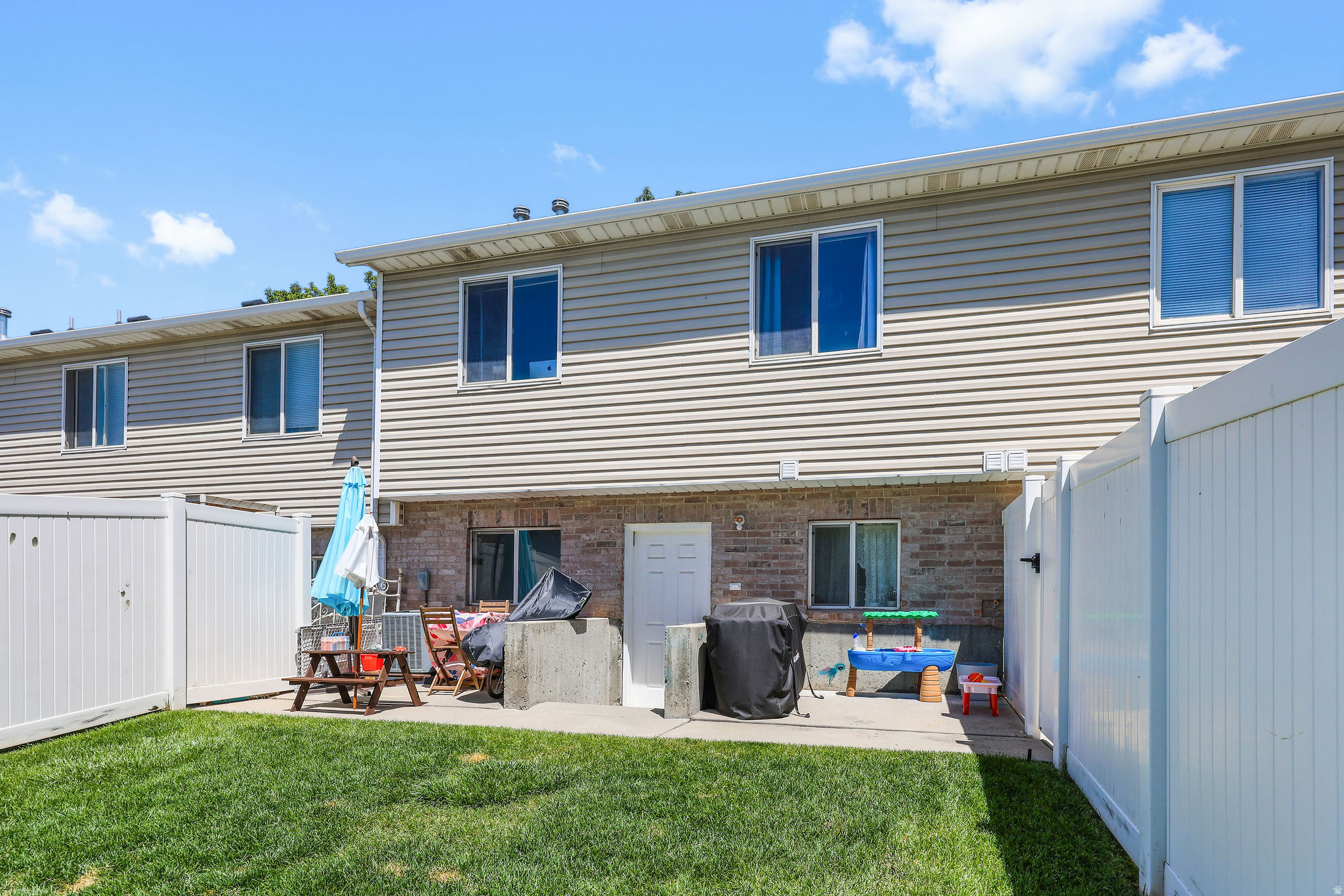 PARK VIEW TERRACE CONDO - Residential