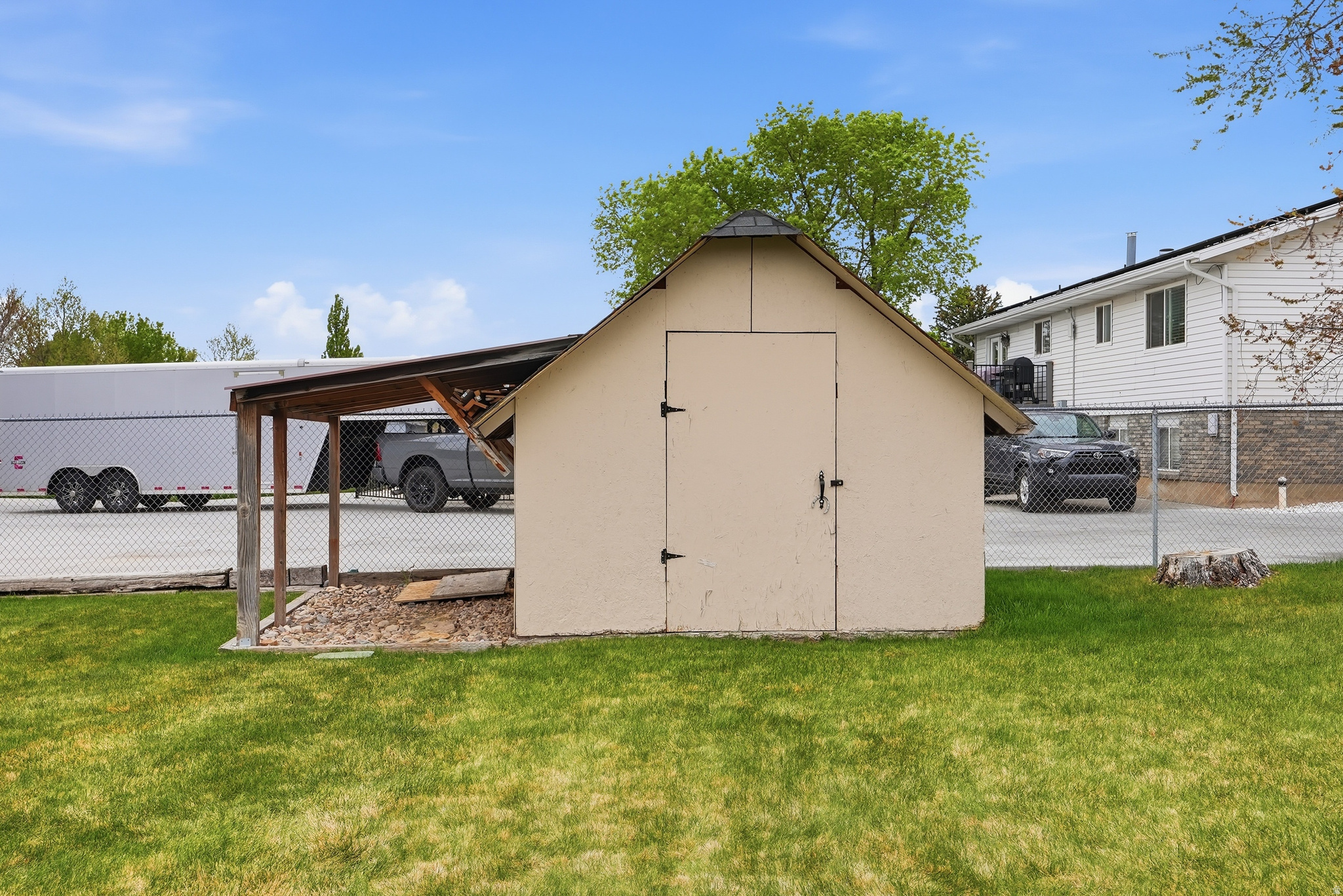TRI-CITY PARK - Residential