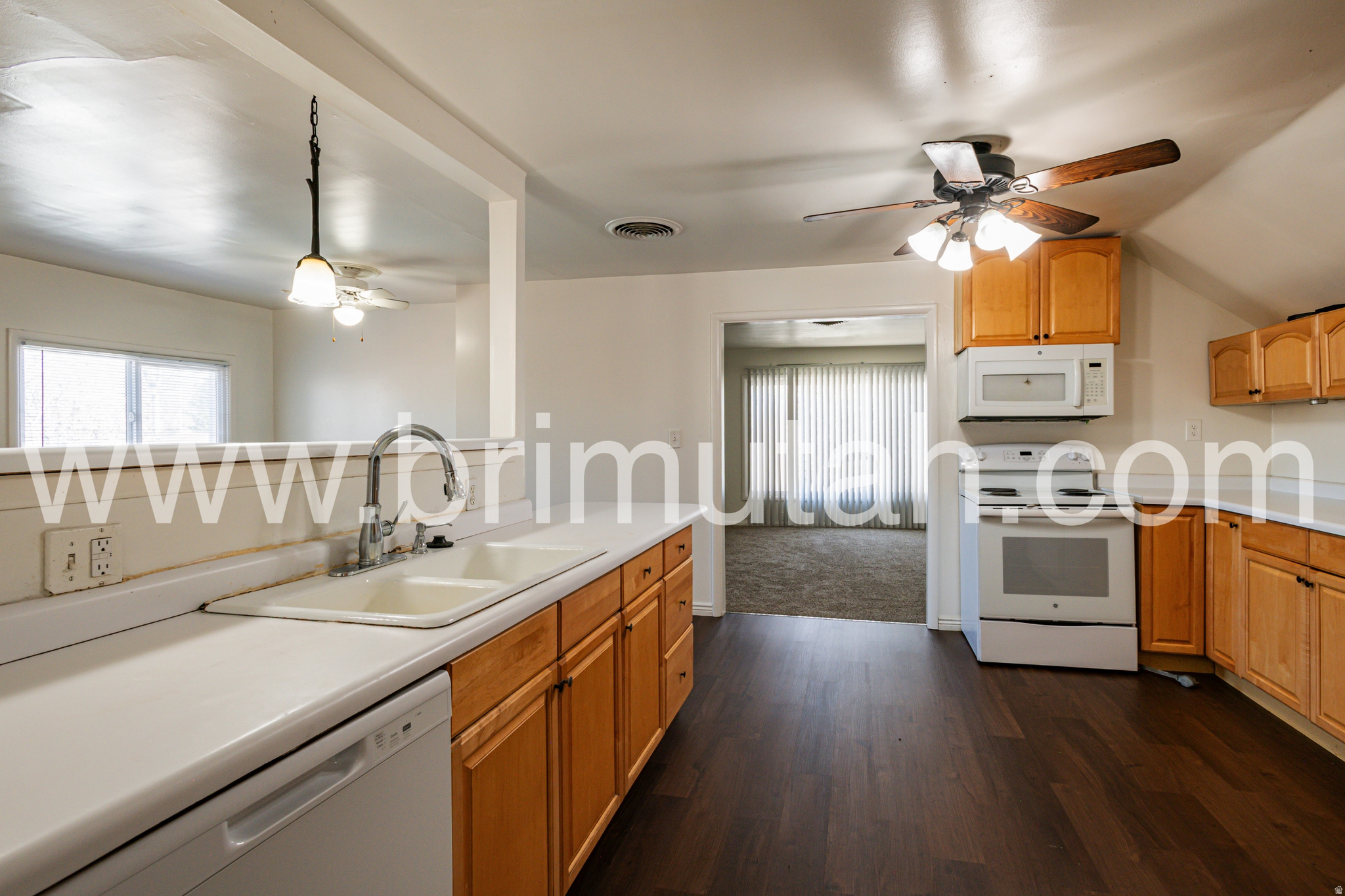 TEN AC PLAT A - Residential Lease