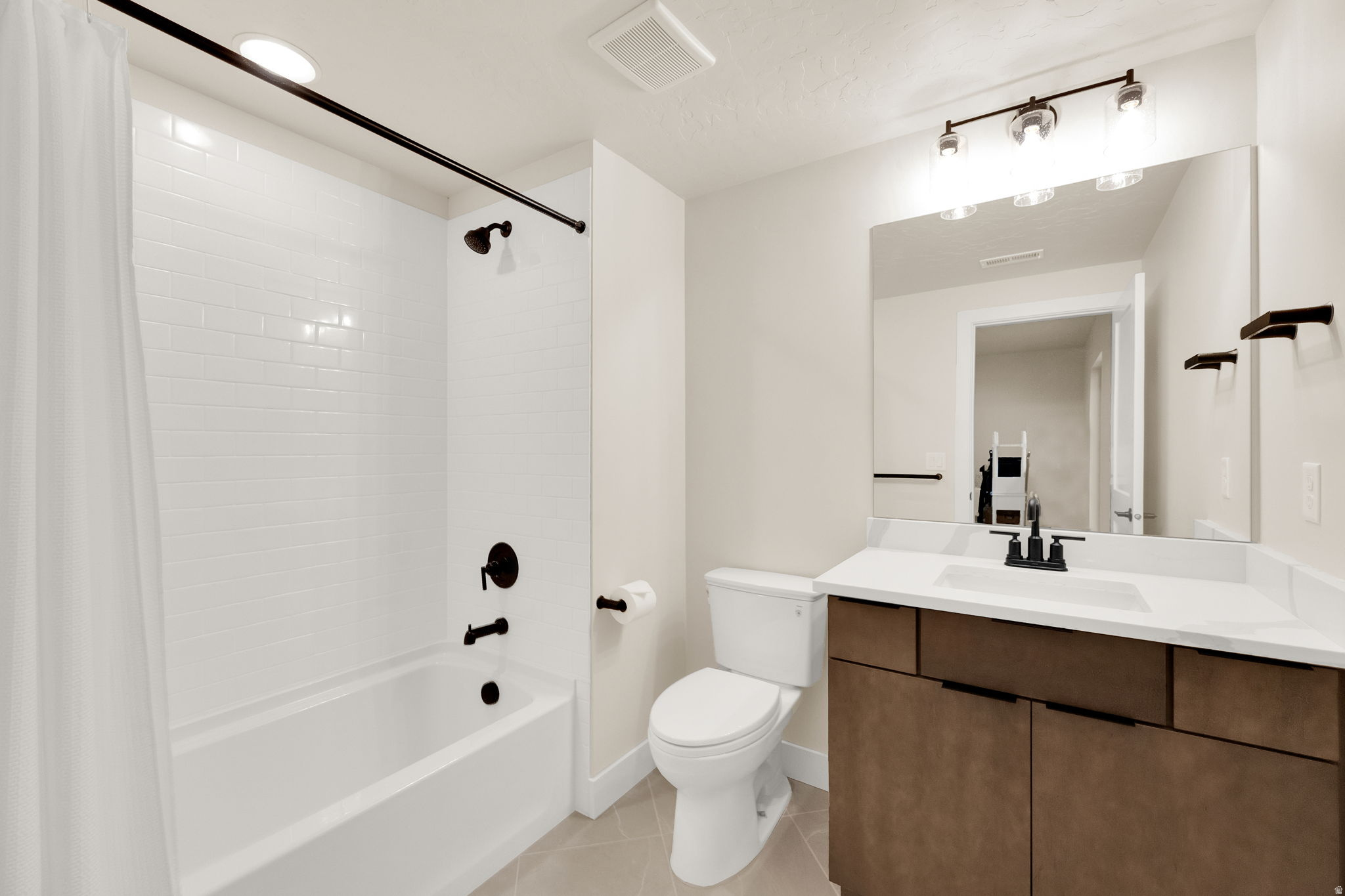 THE CROSSINGS AT LAKE CREEK - Residential