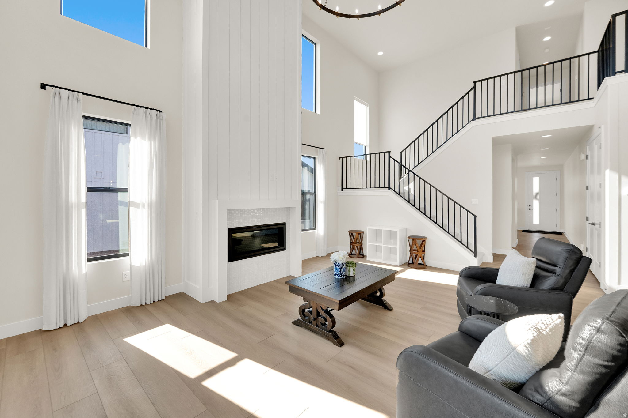 THE CROSSINGS AT LAKE CREEK - Residential