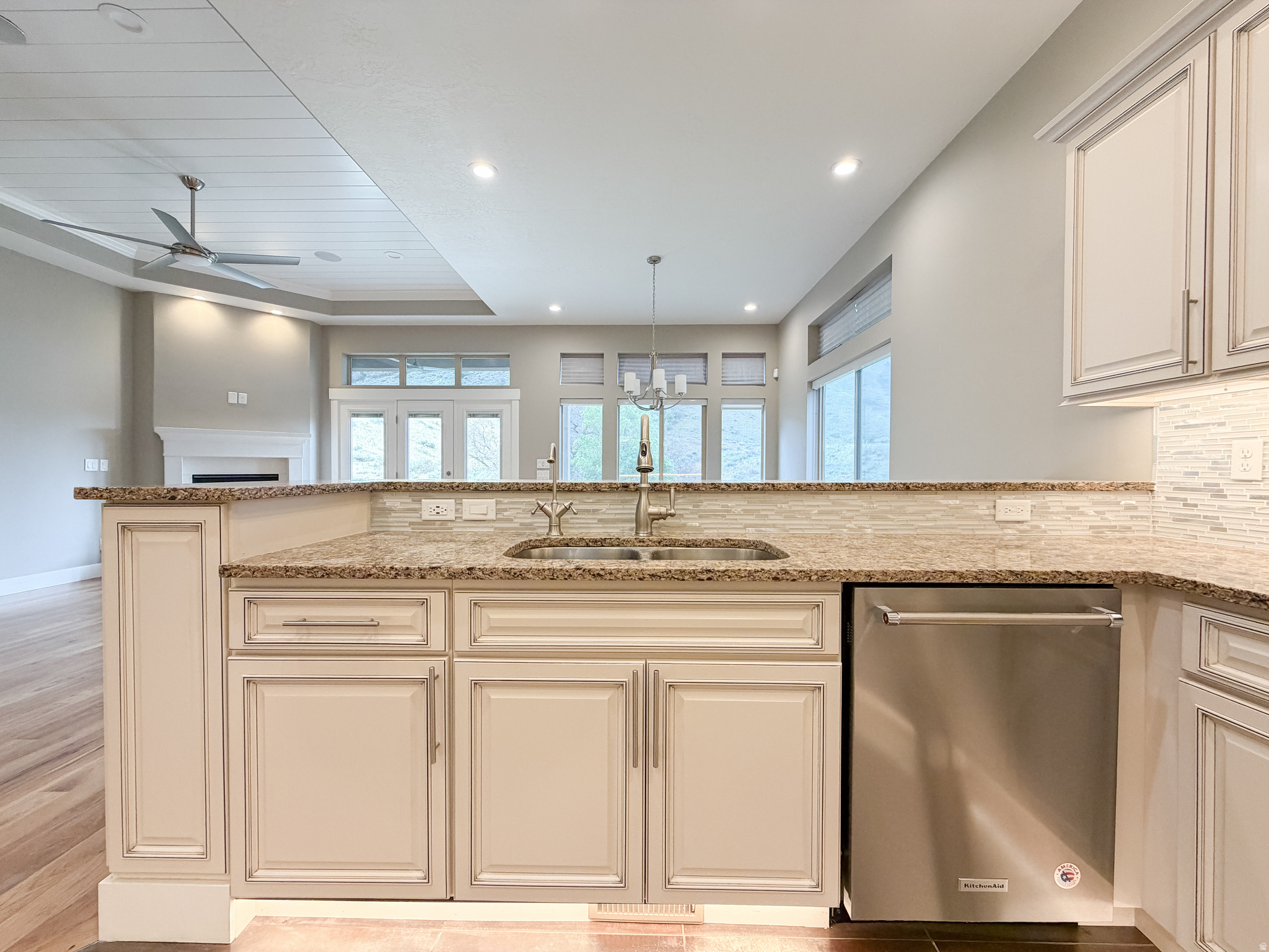 SUNSET RIDGE AT SOUTH MOUNTAIN - Residential