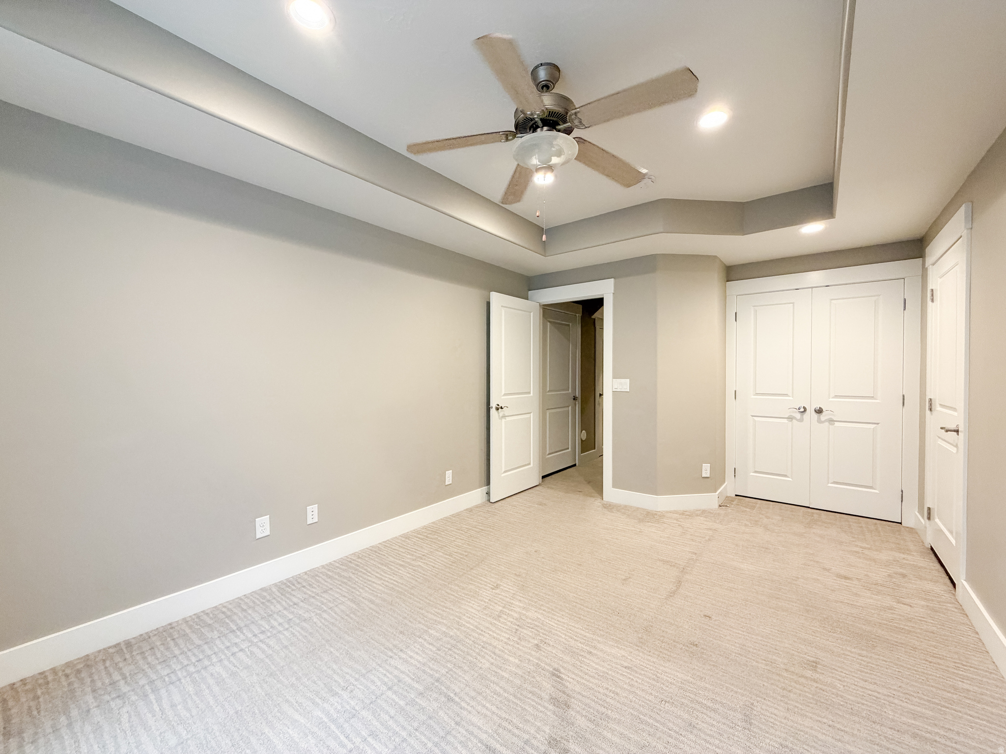 SUNSET RIDGE AT SOUTH MOUNTAIN - Residential