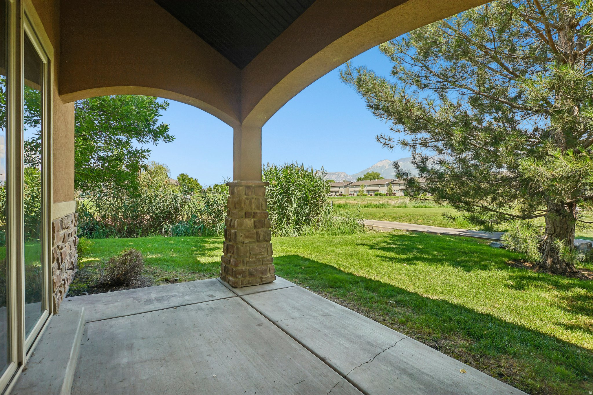 RIDGE - Residential