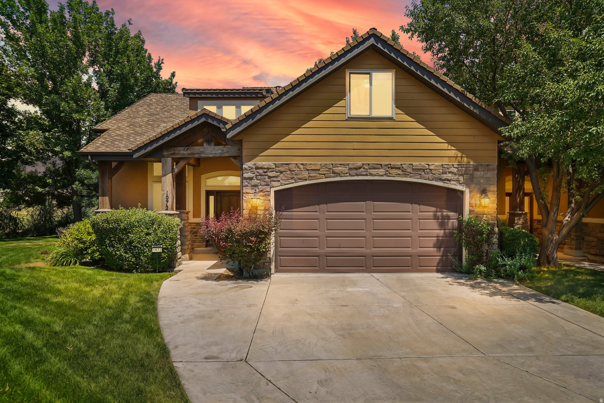 RIDGE - Residential