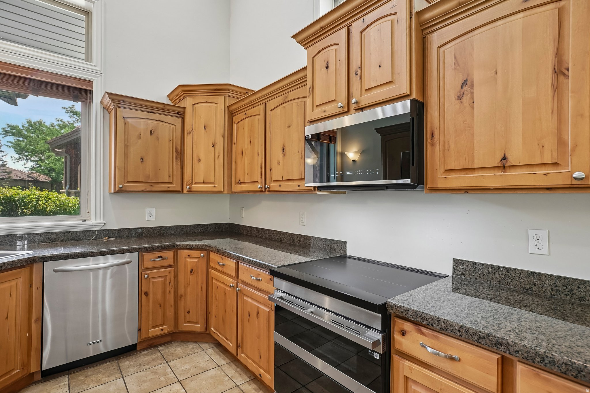 RIDGE - Residential