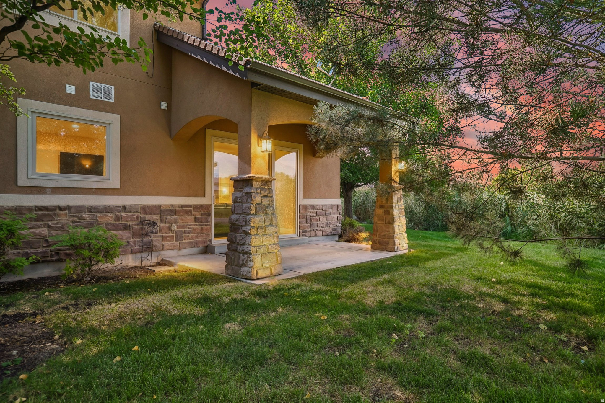 RIDGE - Residential