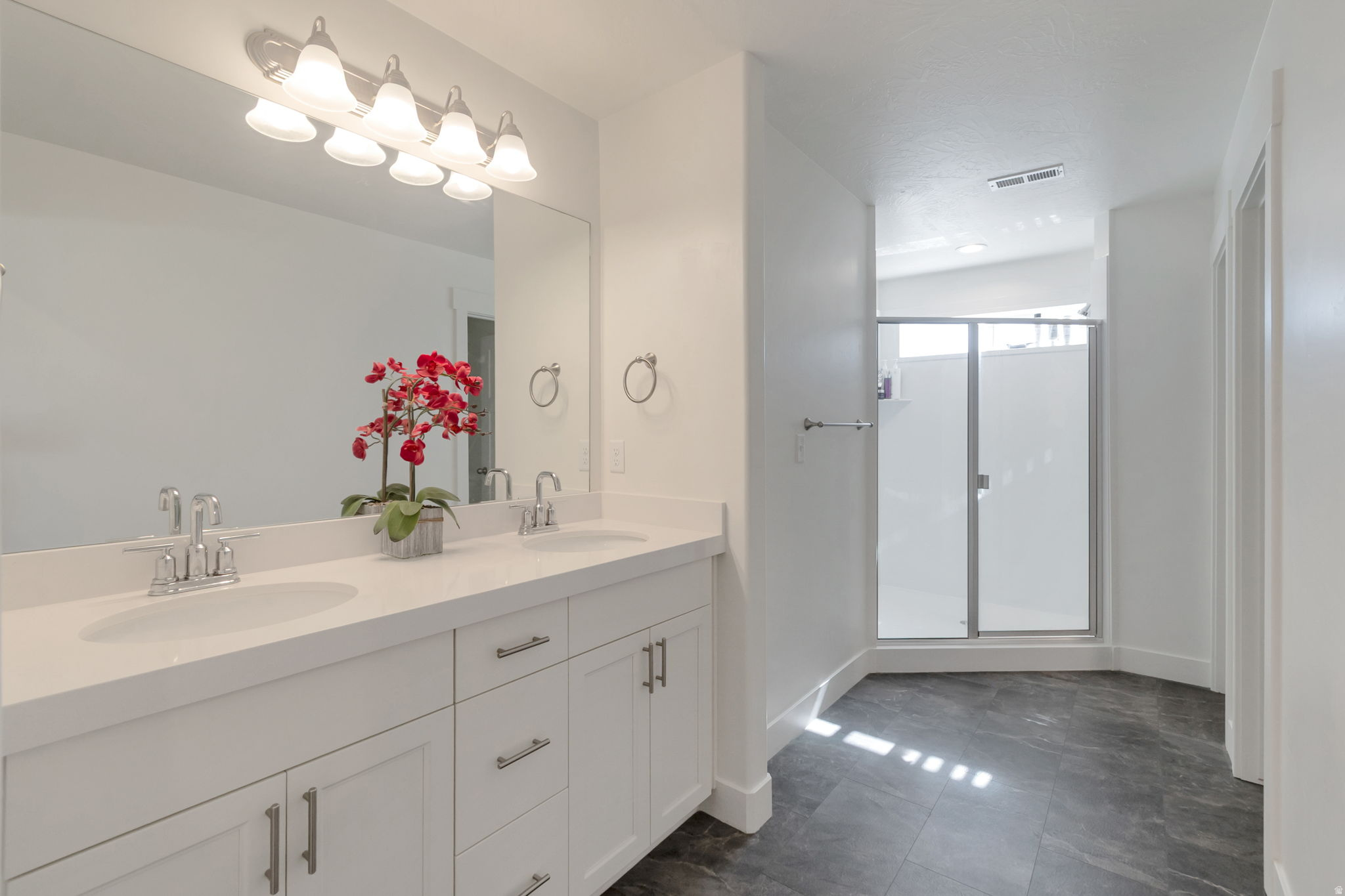 SILVERLAKE - Residential