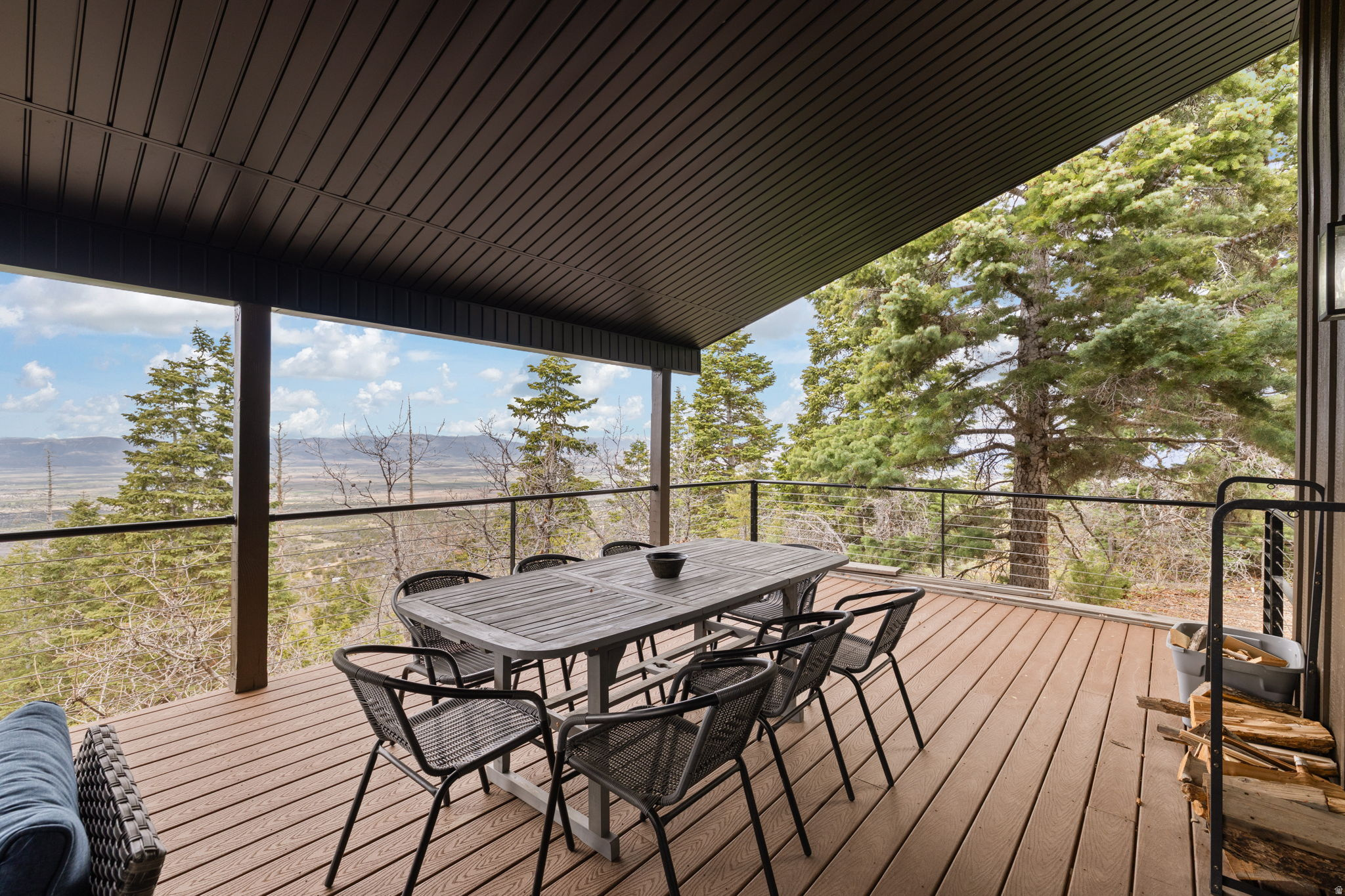 SPRING CITY RANCHEROS - Residential