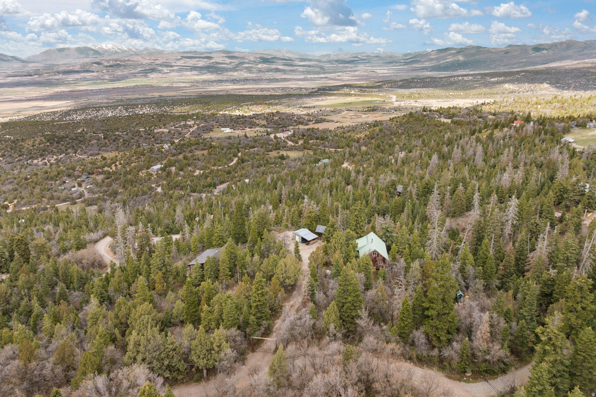 SPRING CITY RANCHEROS - Residential