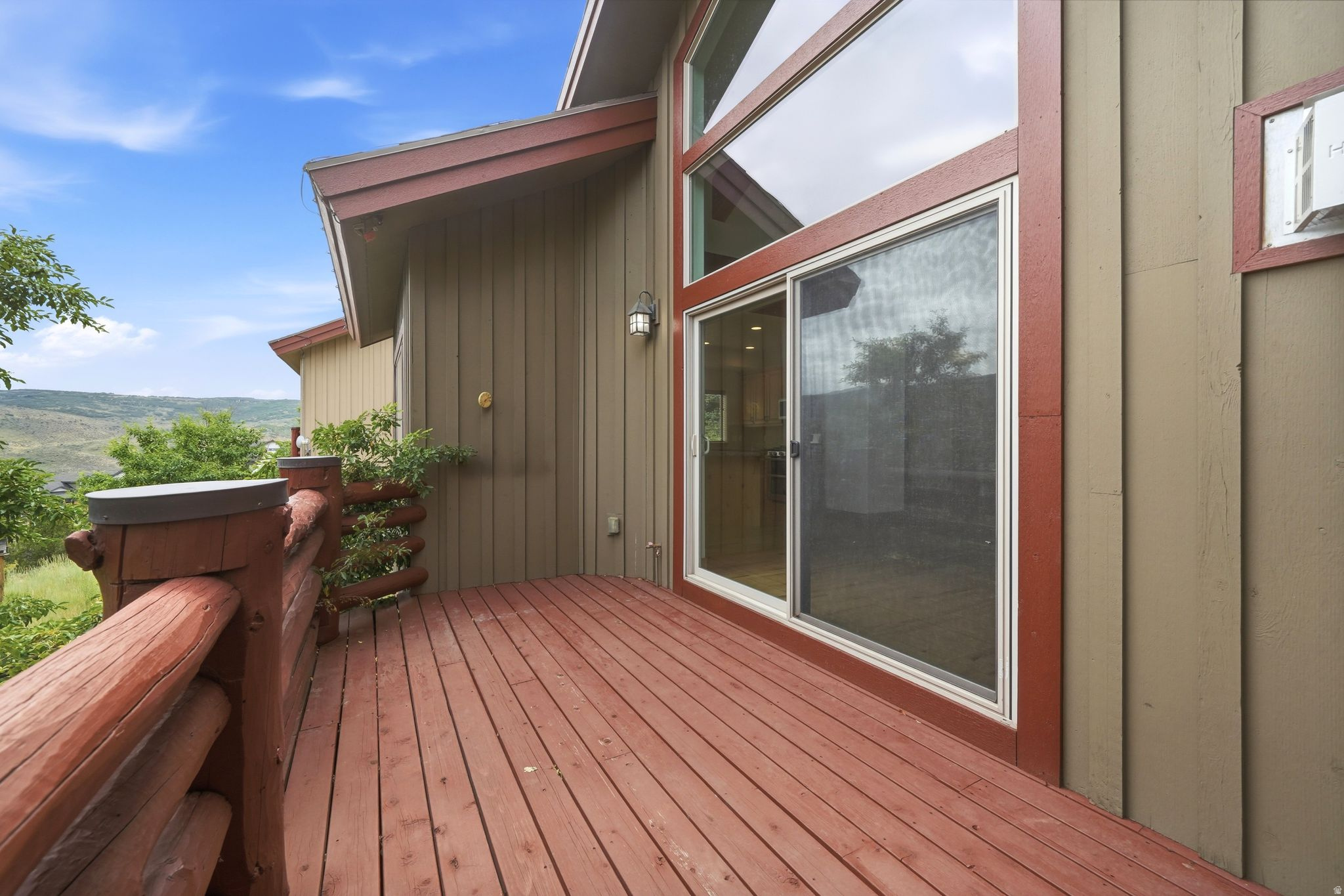 CEDAR RIDGE - Residential