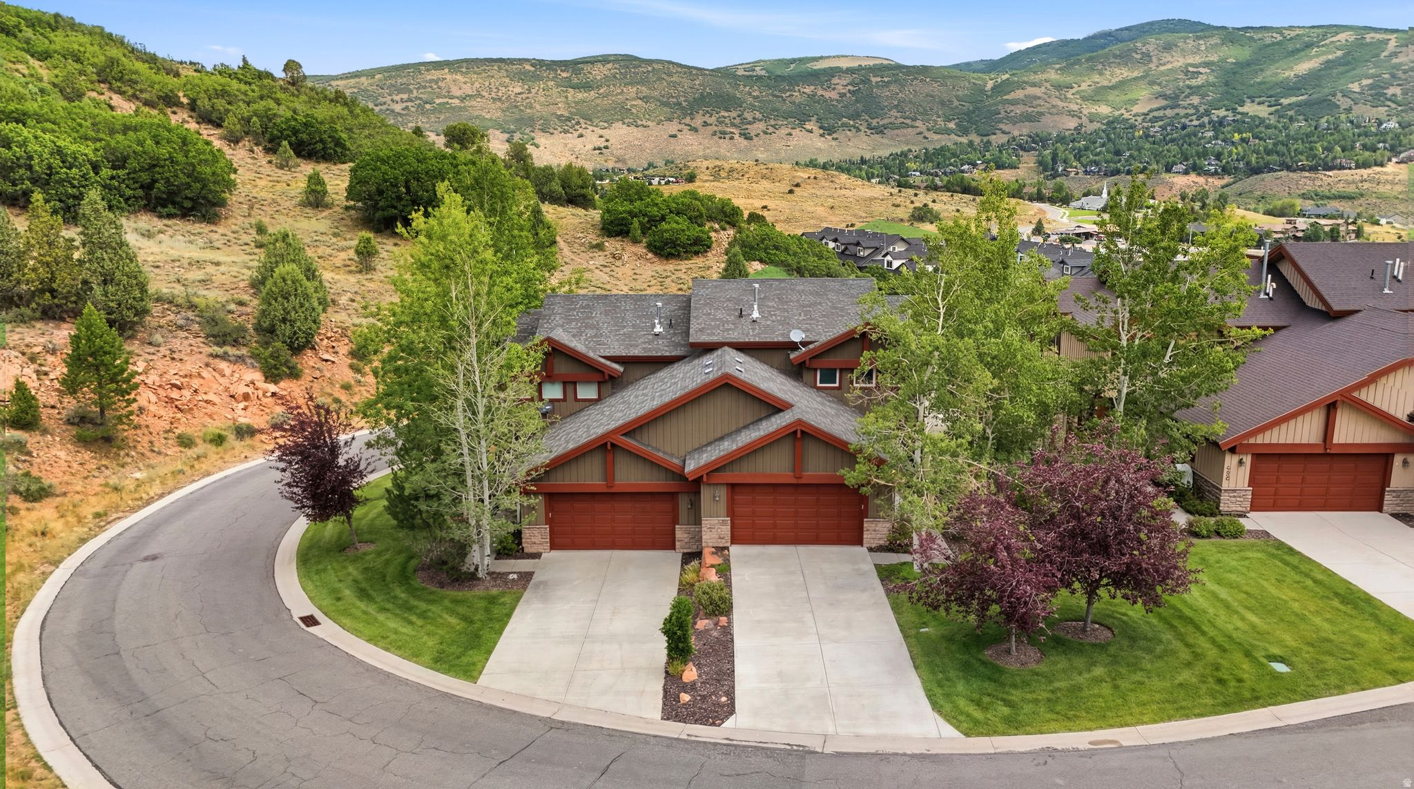 CEDAR RIDGE - Residential