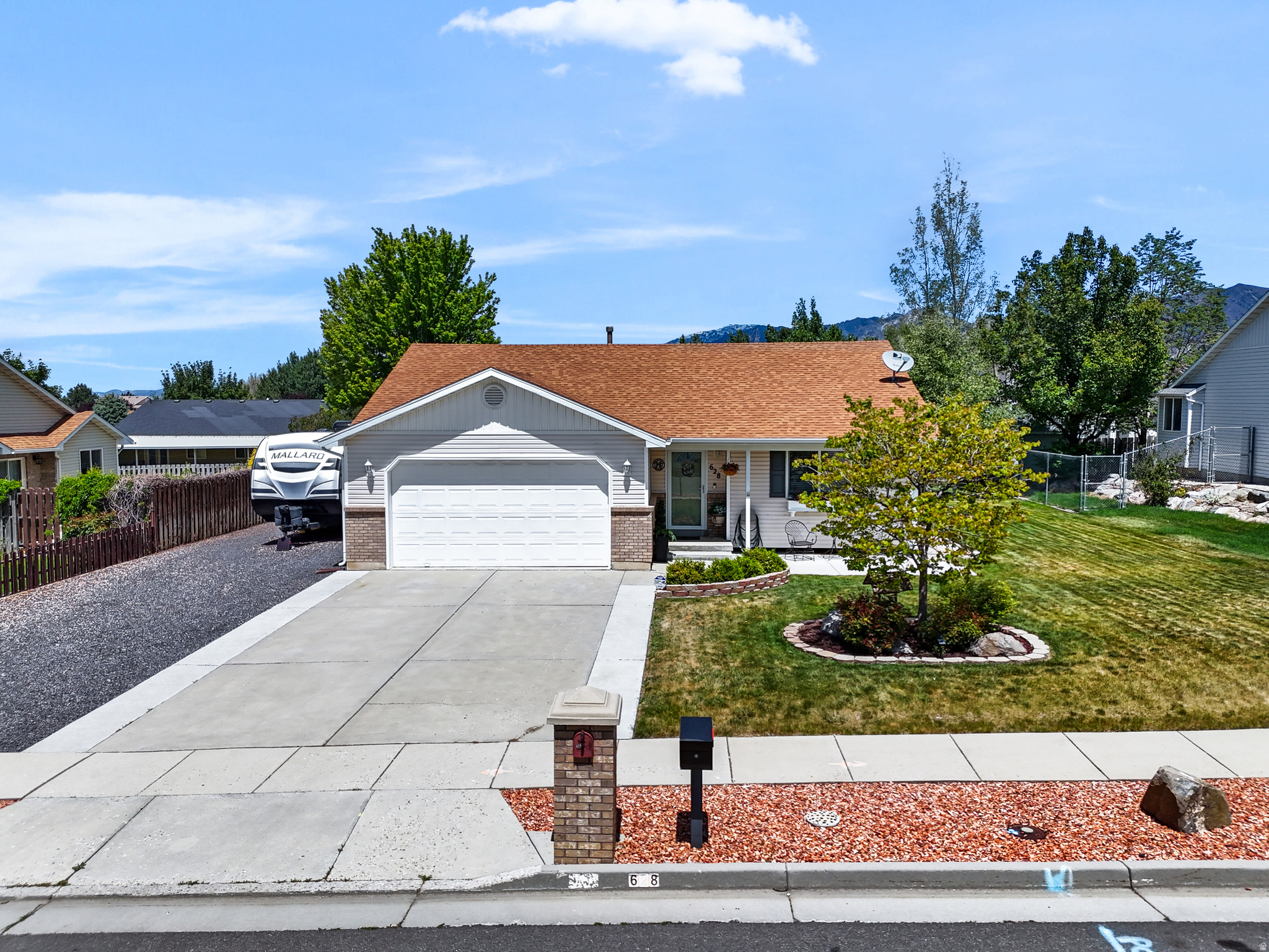 THREE MILE CREEK - Residential