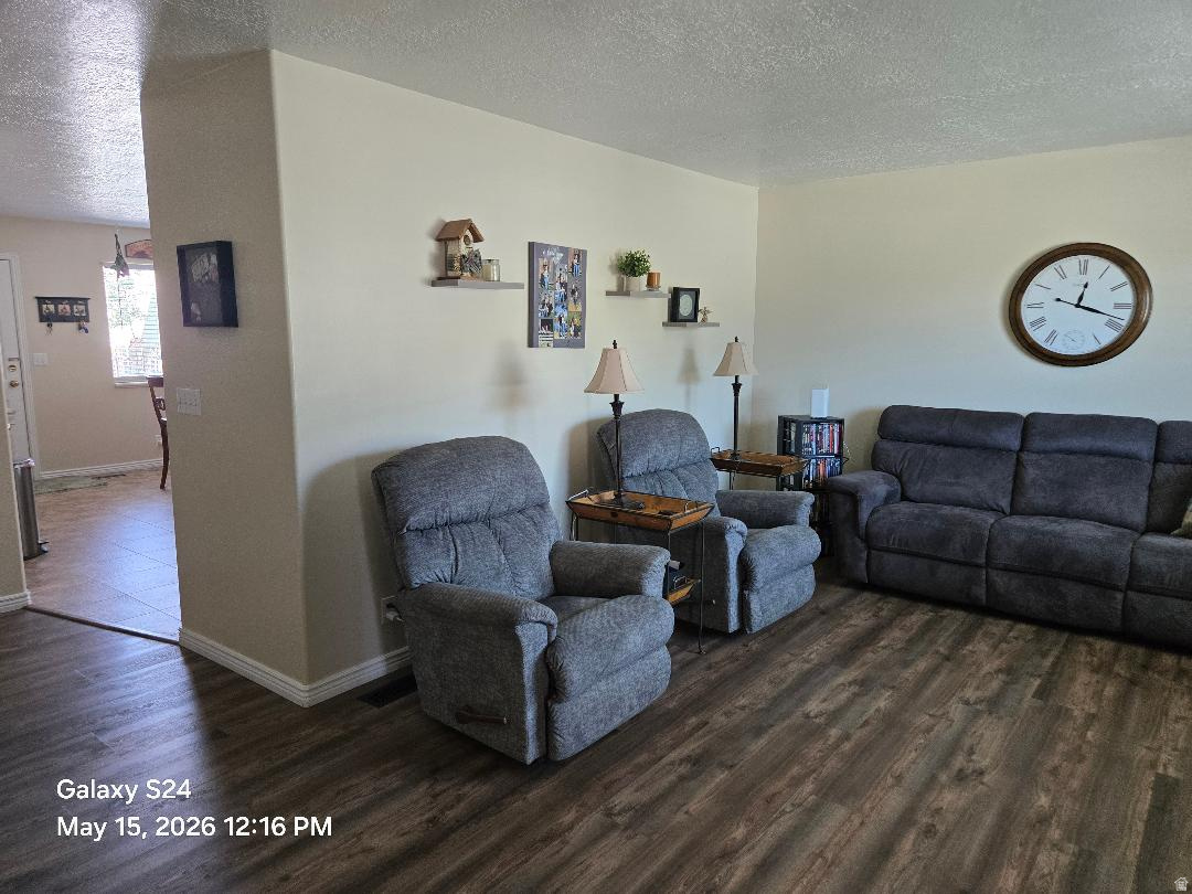 THREE MILE CREEK - Residential