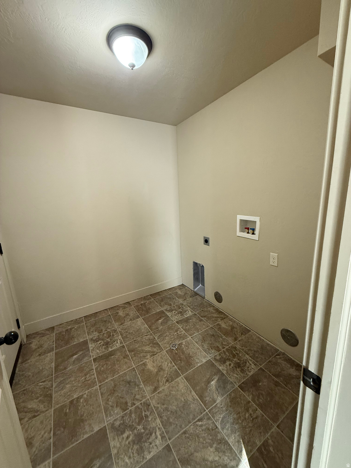 STEEPLE CHASE - Residential