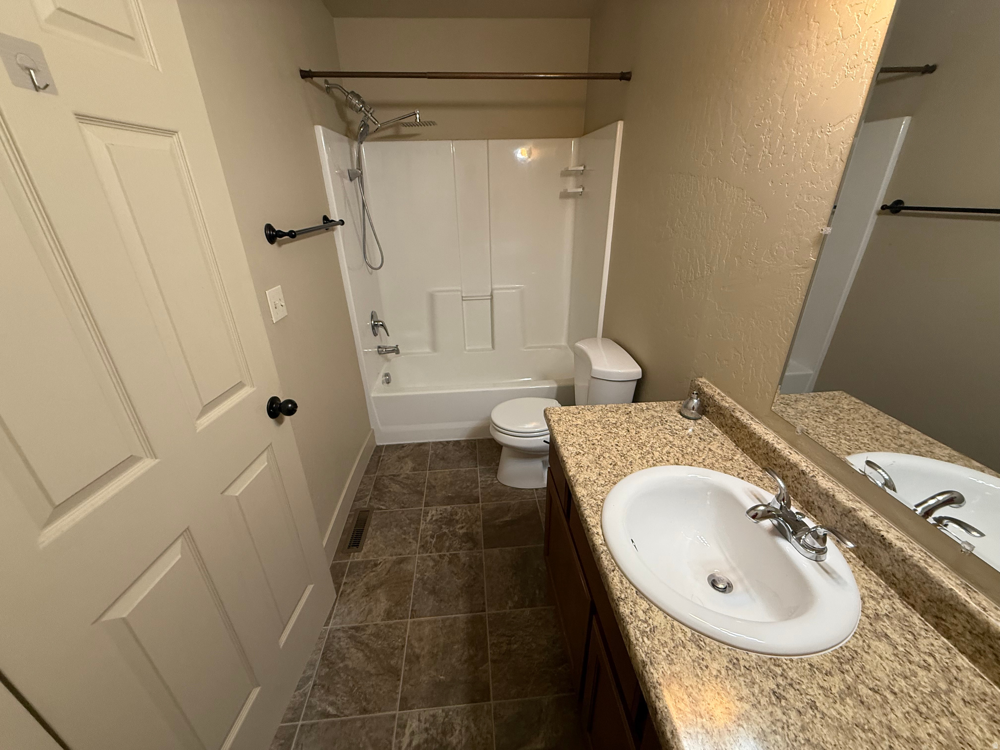 STEEPLE CHASE - Residential