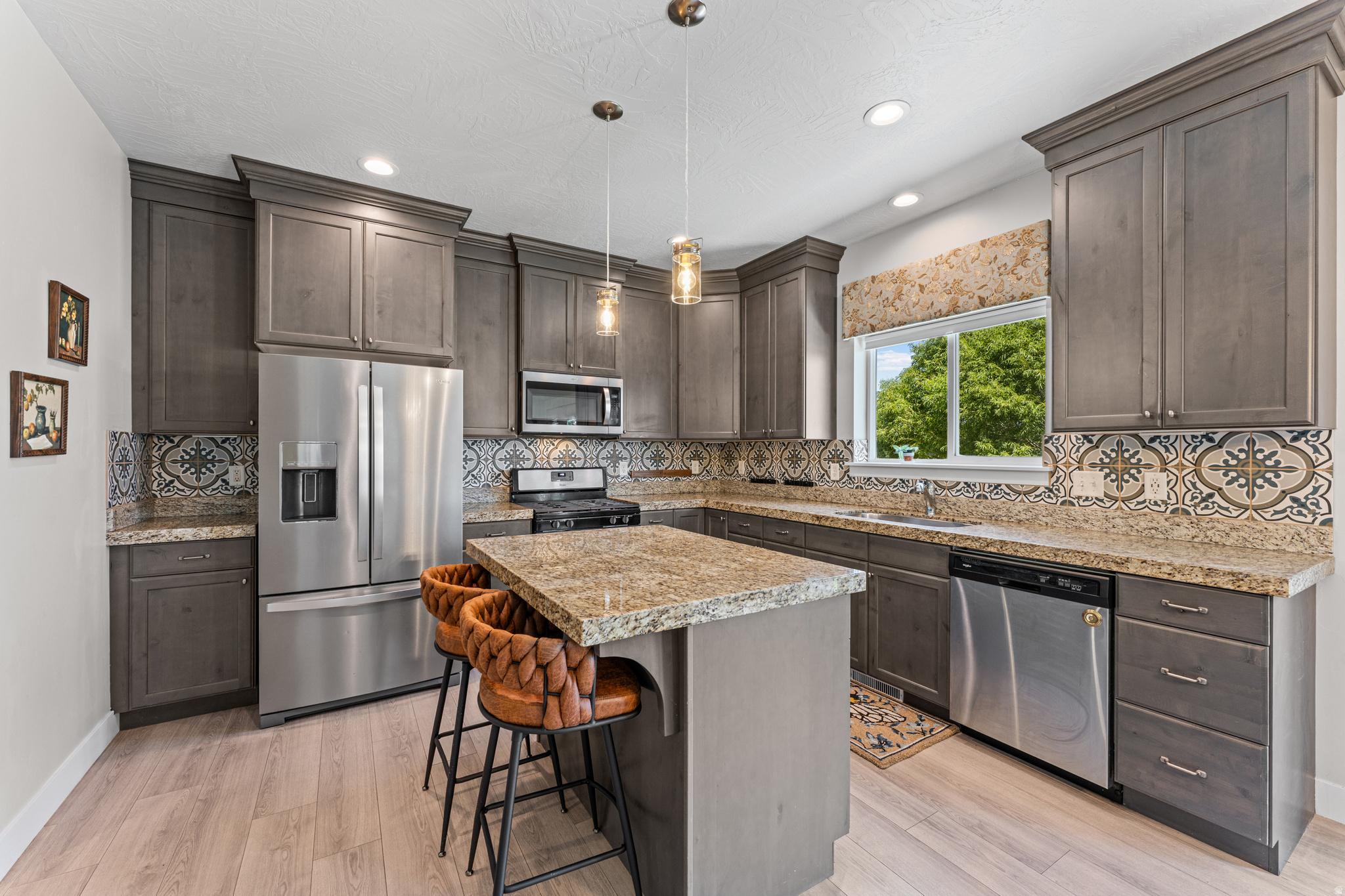 SILVERLAKE - Residential