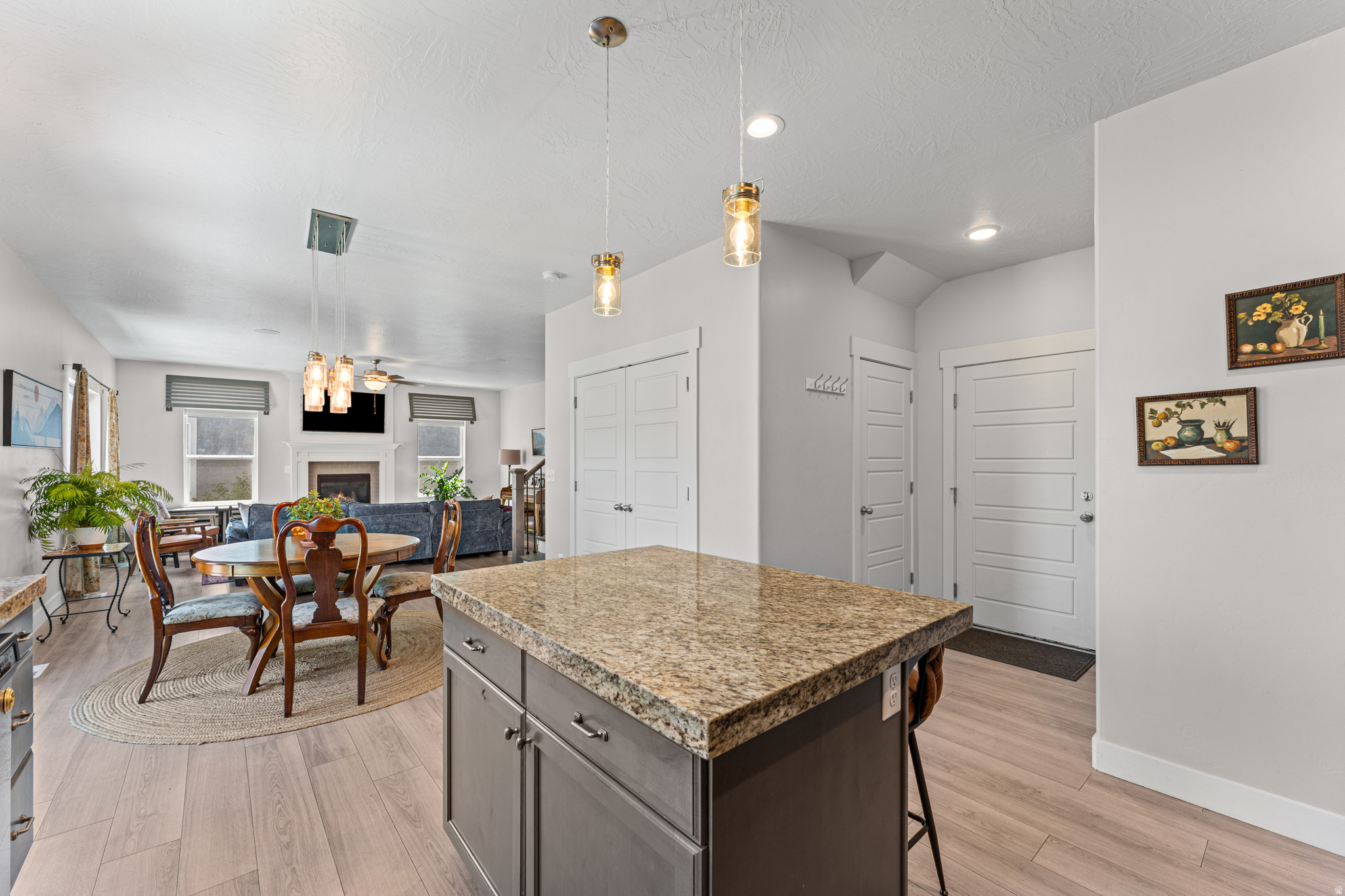 SILVERLAKE - Residential