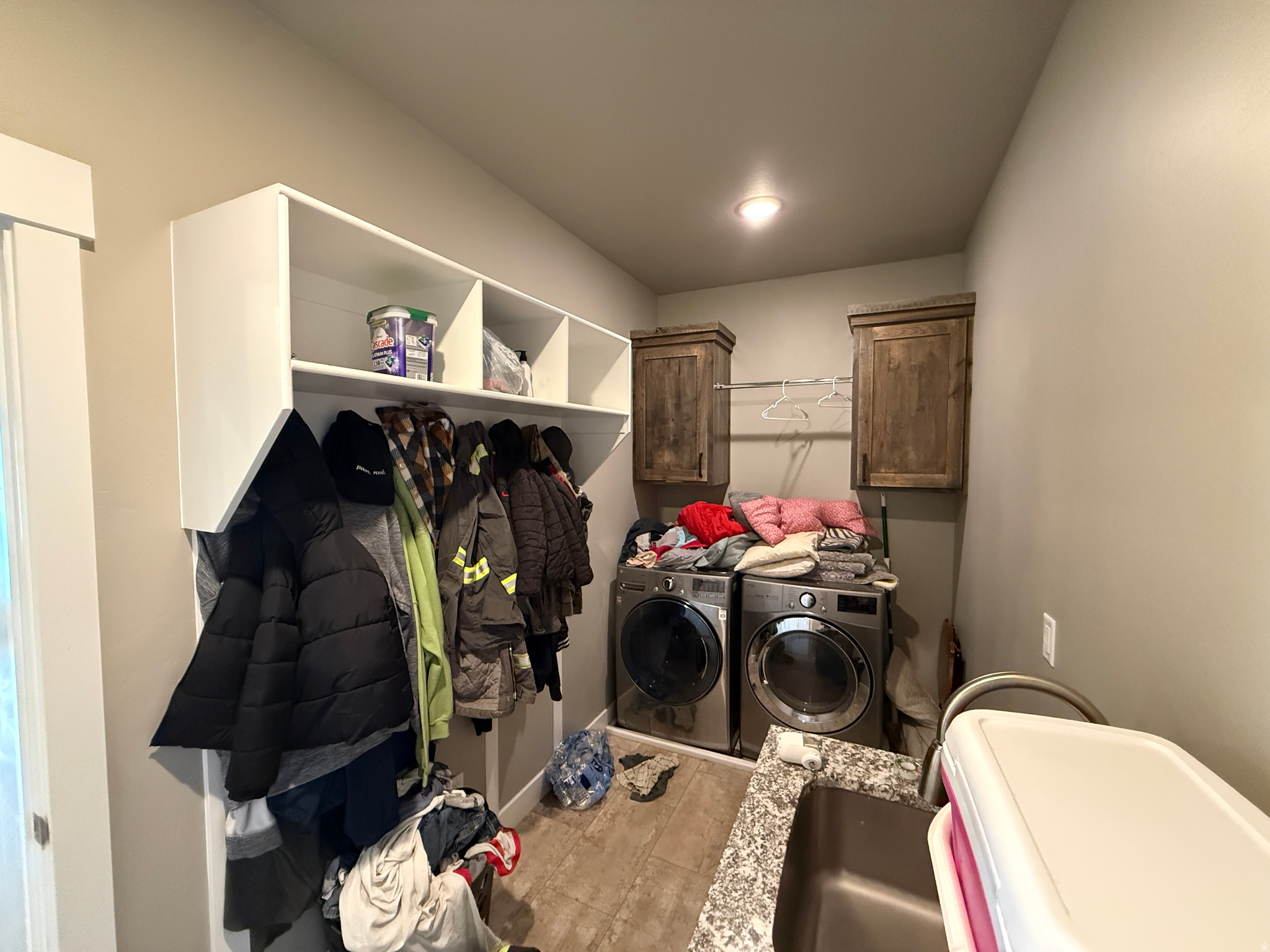 SPRING HOLLOW - Residential
