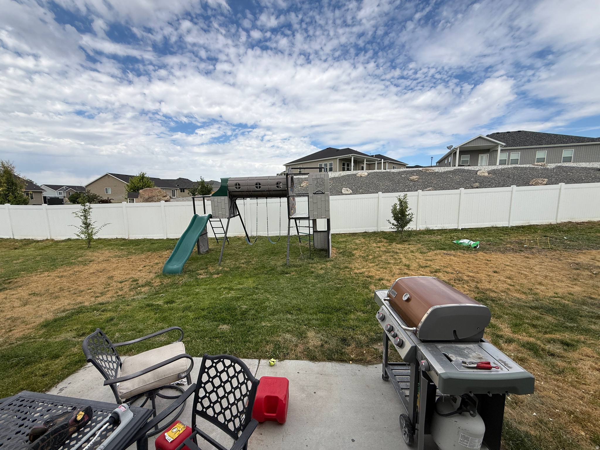 SPRING HOLLOW - Residential