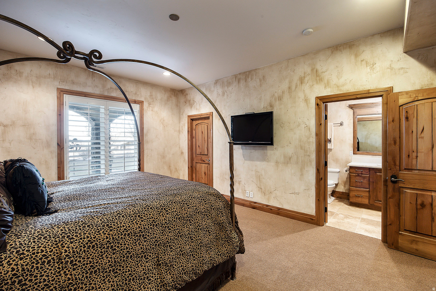 EAGLEPOINTE ESTATES - Residential