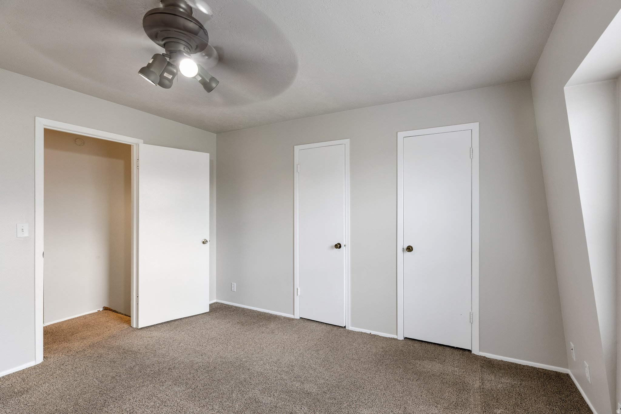 CEDAR SPRINGS - Residential