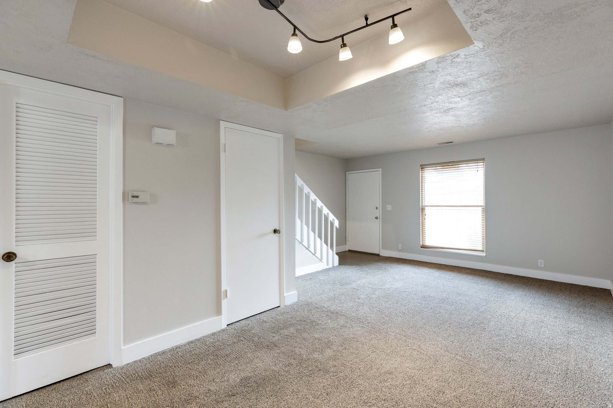 CEDAR SPRINGS - Residential