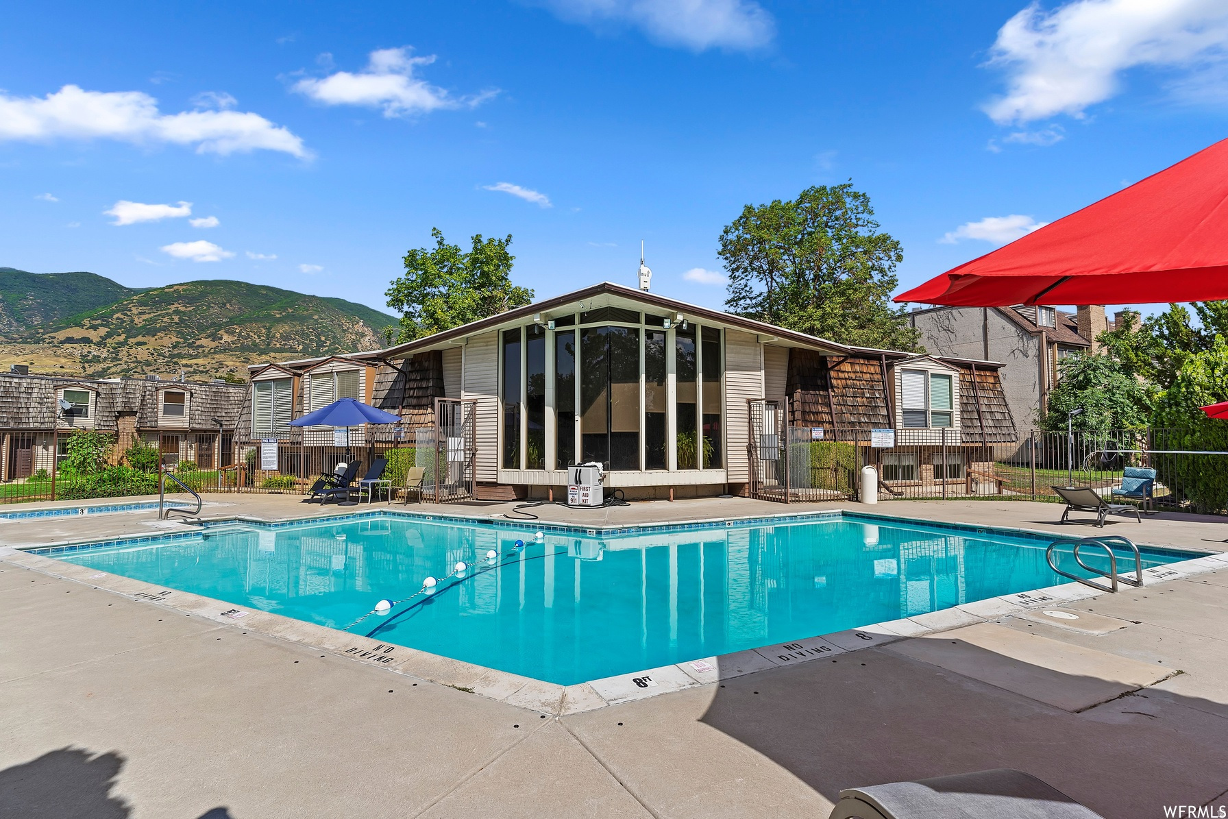 CEDAR SPRINGS - Residential