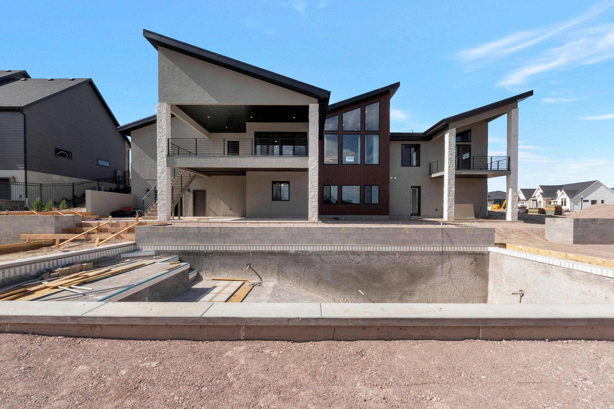 RIVER RIDGE - Residential
