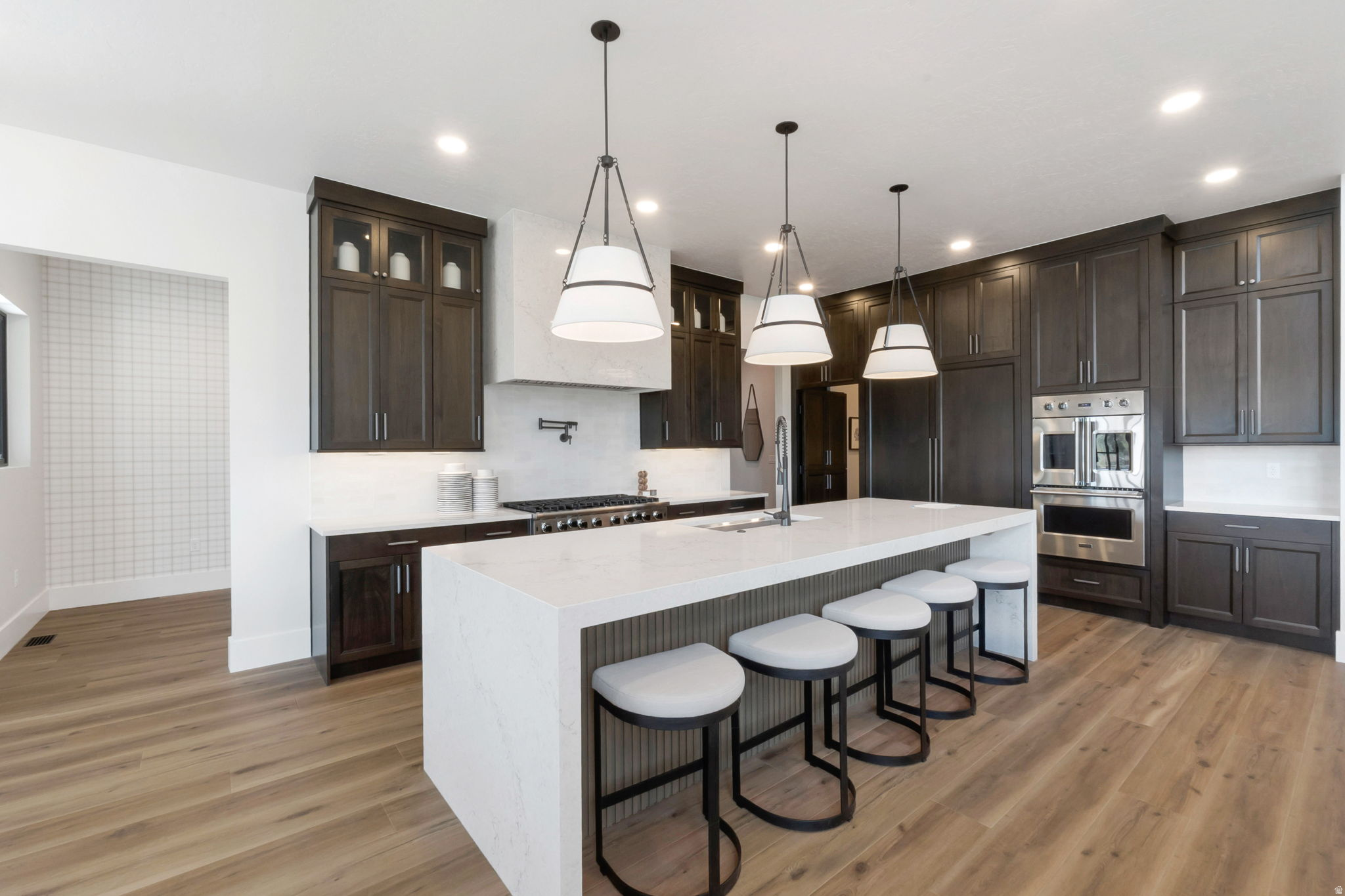 RIVER RIDGE - Residential