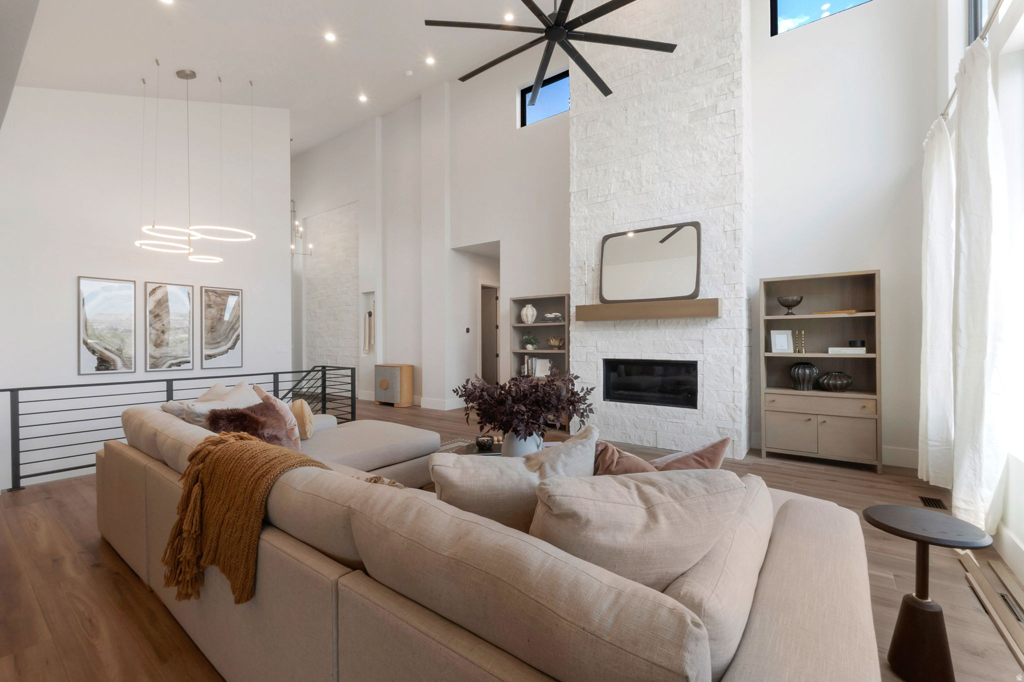 RIVER RIDGE - Residential