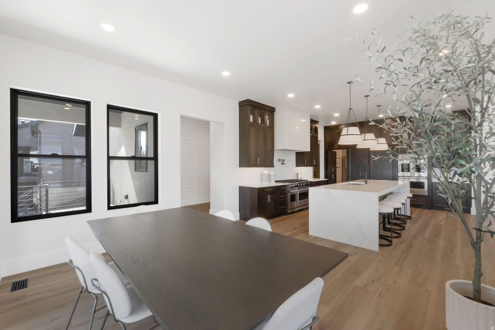 RIVER RIDGE - Residential