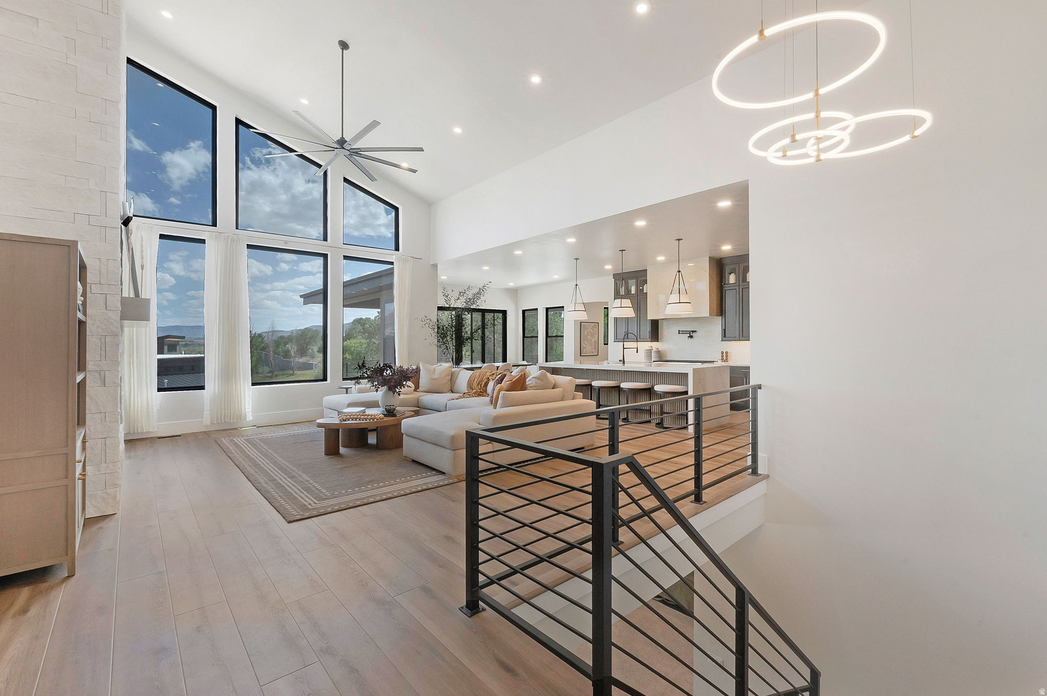 RIVER RIDGE - Residential