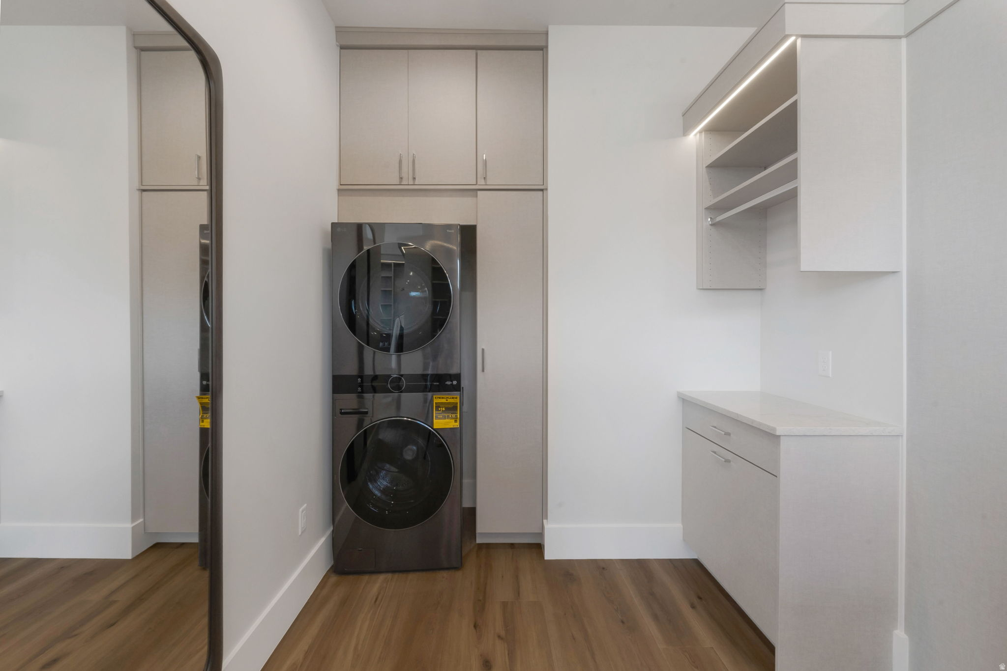 RIVER RIDGE - Residential