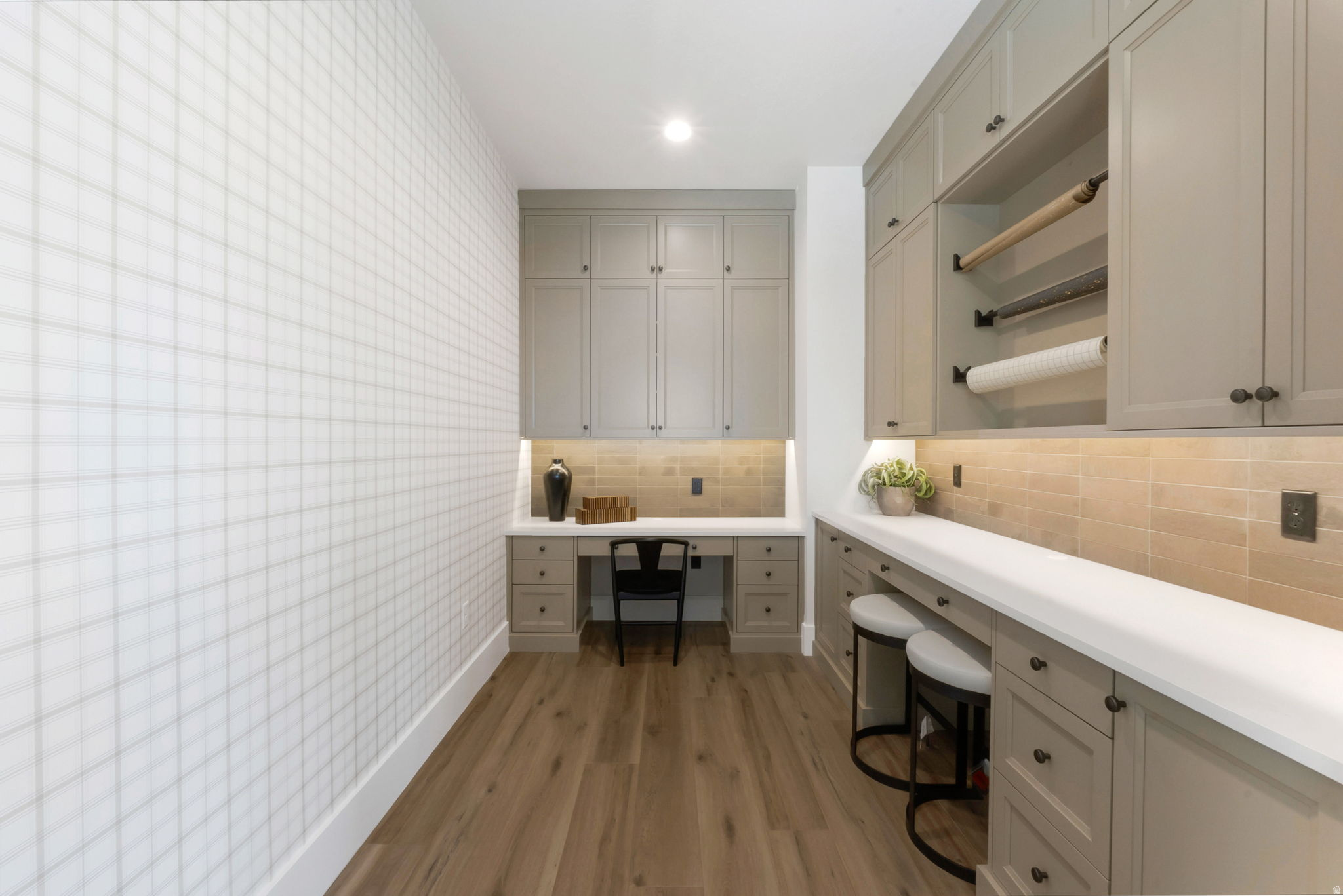 RIVER RIDGE - Residential