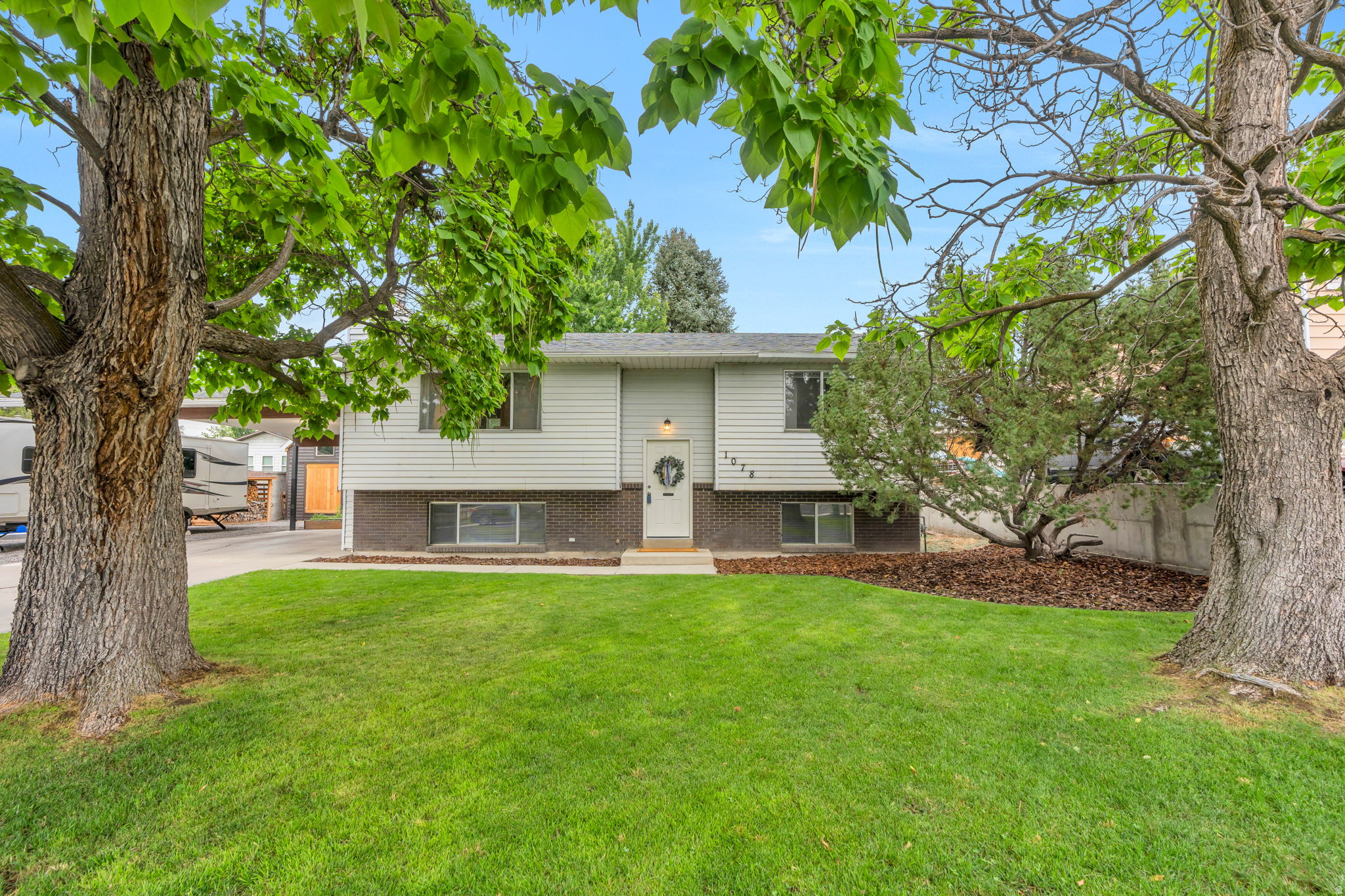 CENTURY ESTATES - Residential