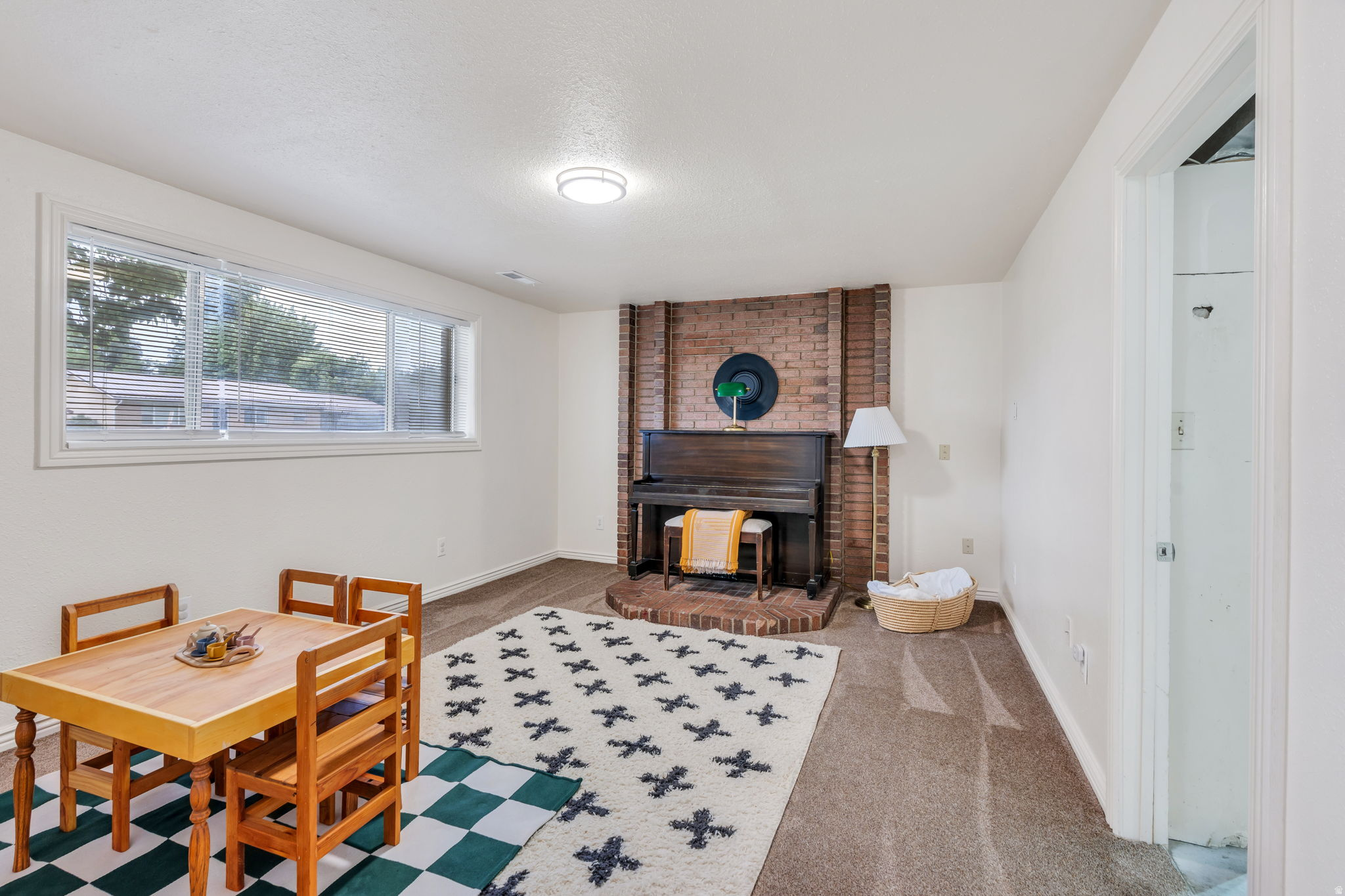 CENTURY ESTATES - Residential