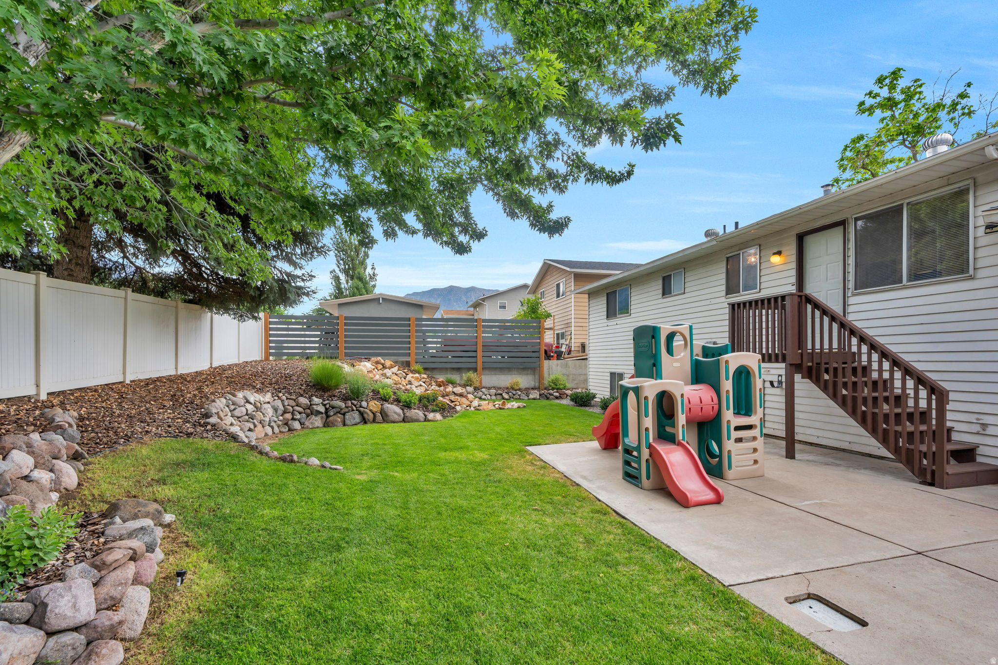 CENTURY ESTATES - Residential