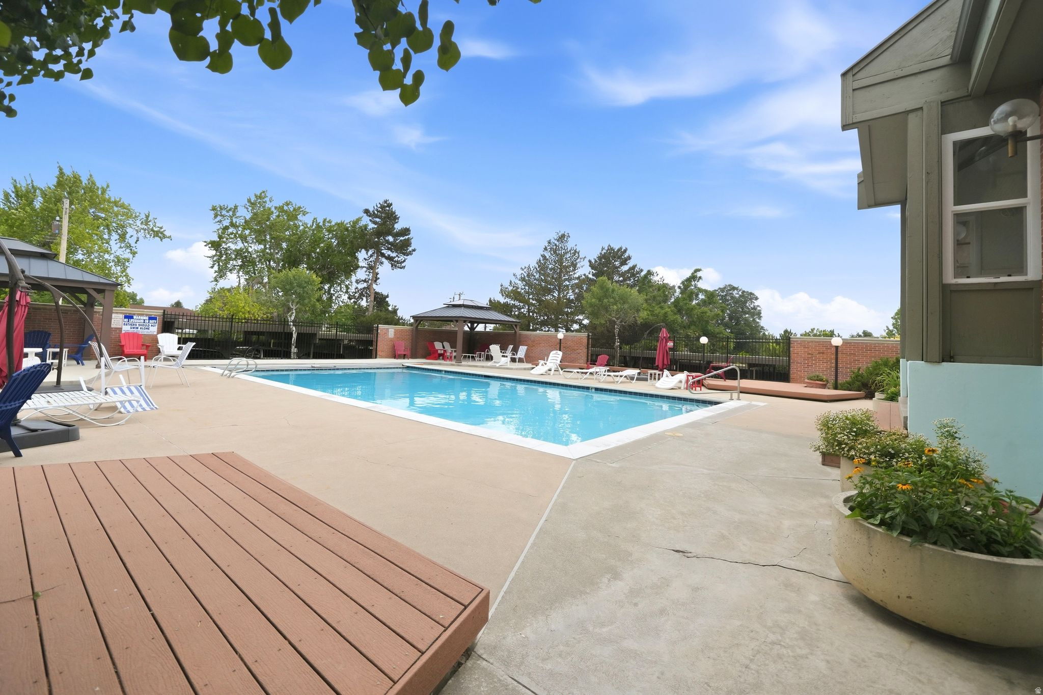 FOOTHILL GARDENS - Residential