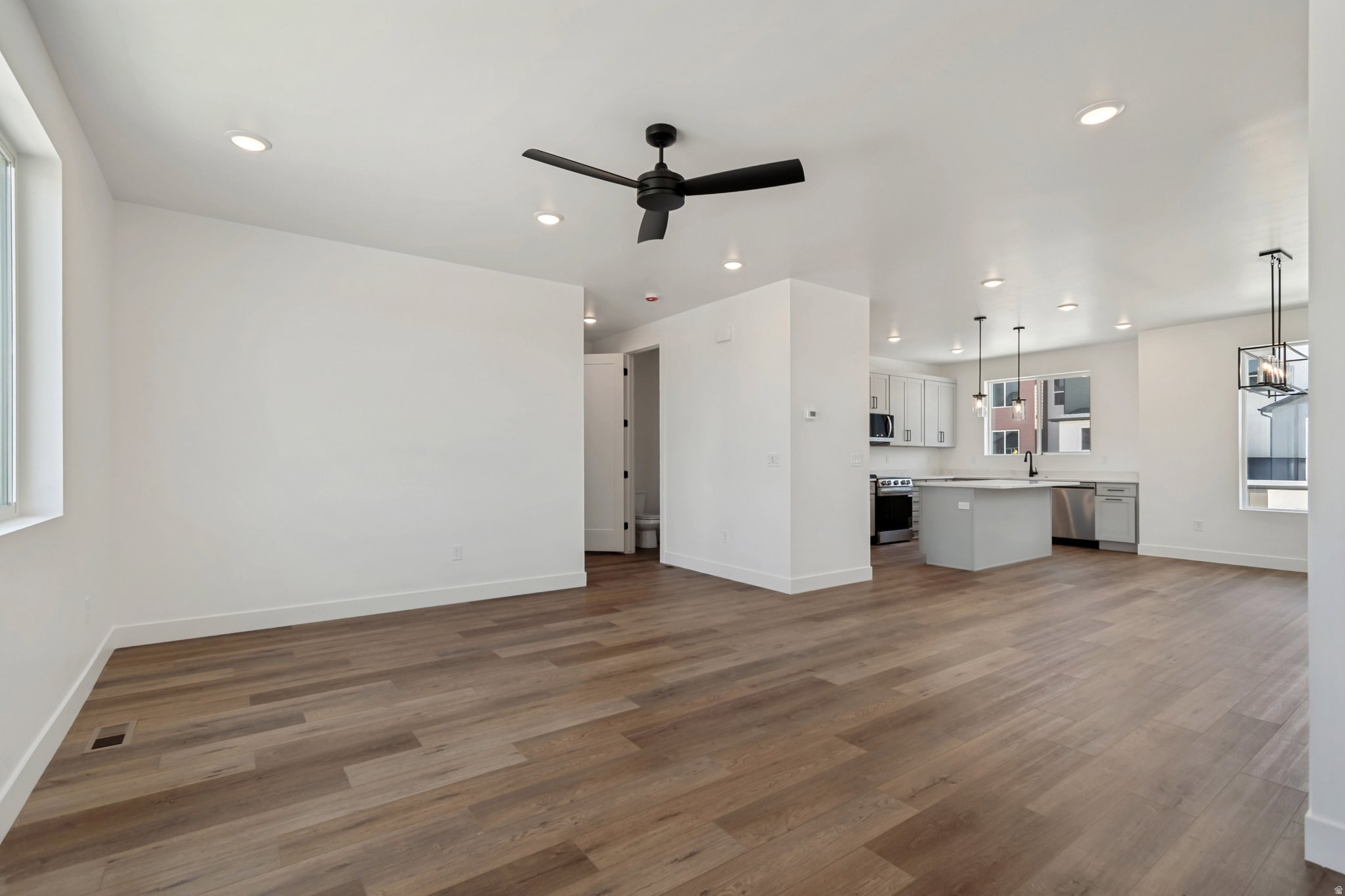 TOWNS AT BRYLEE FARMS - Residential