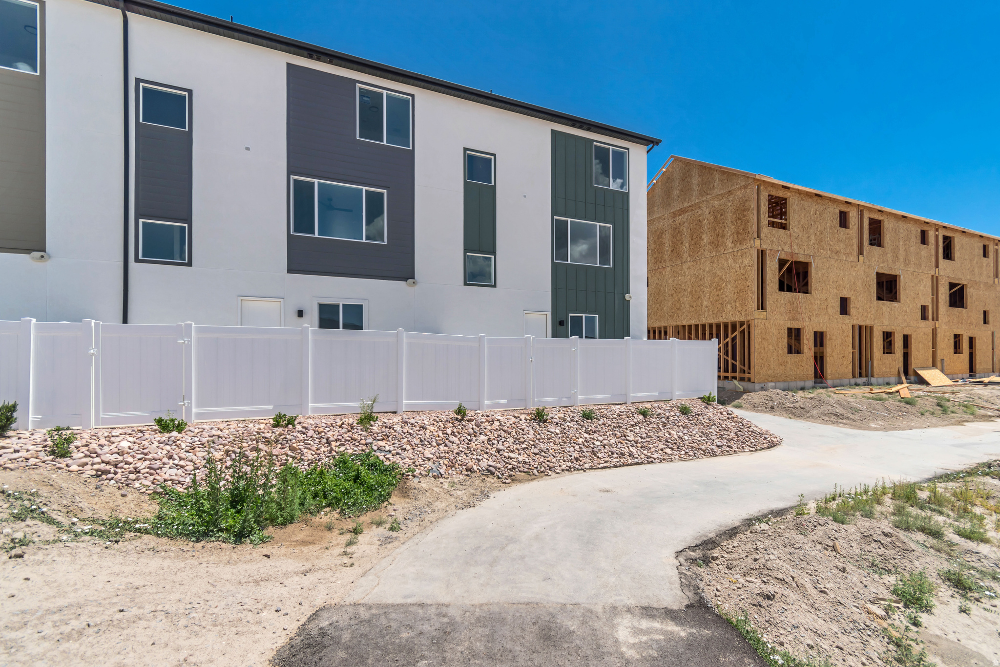 TOWNS AT BRYLEE FARMS - Residential