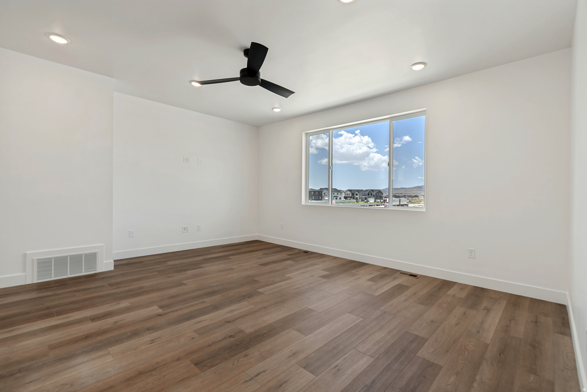 TOWNS AT BRYLEE FARMS - Residential