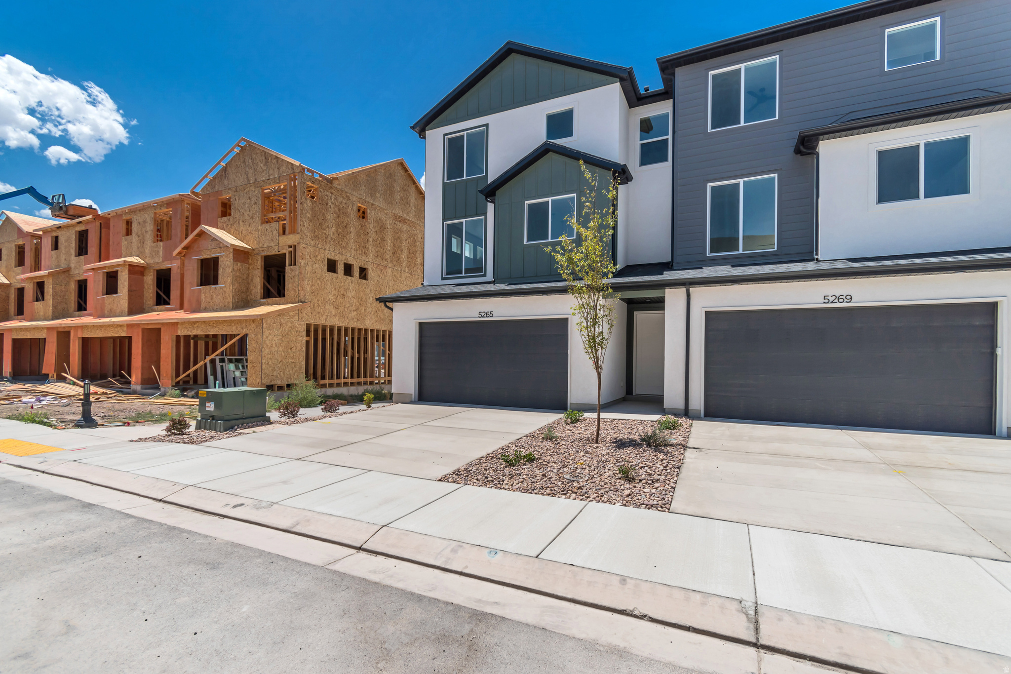 TOWNS AT BRYLEE FARMS - Residential