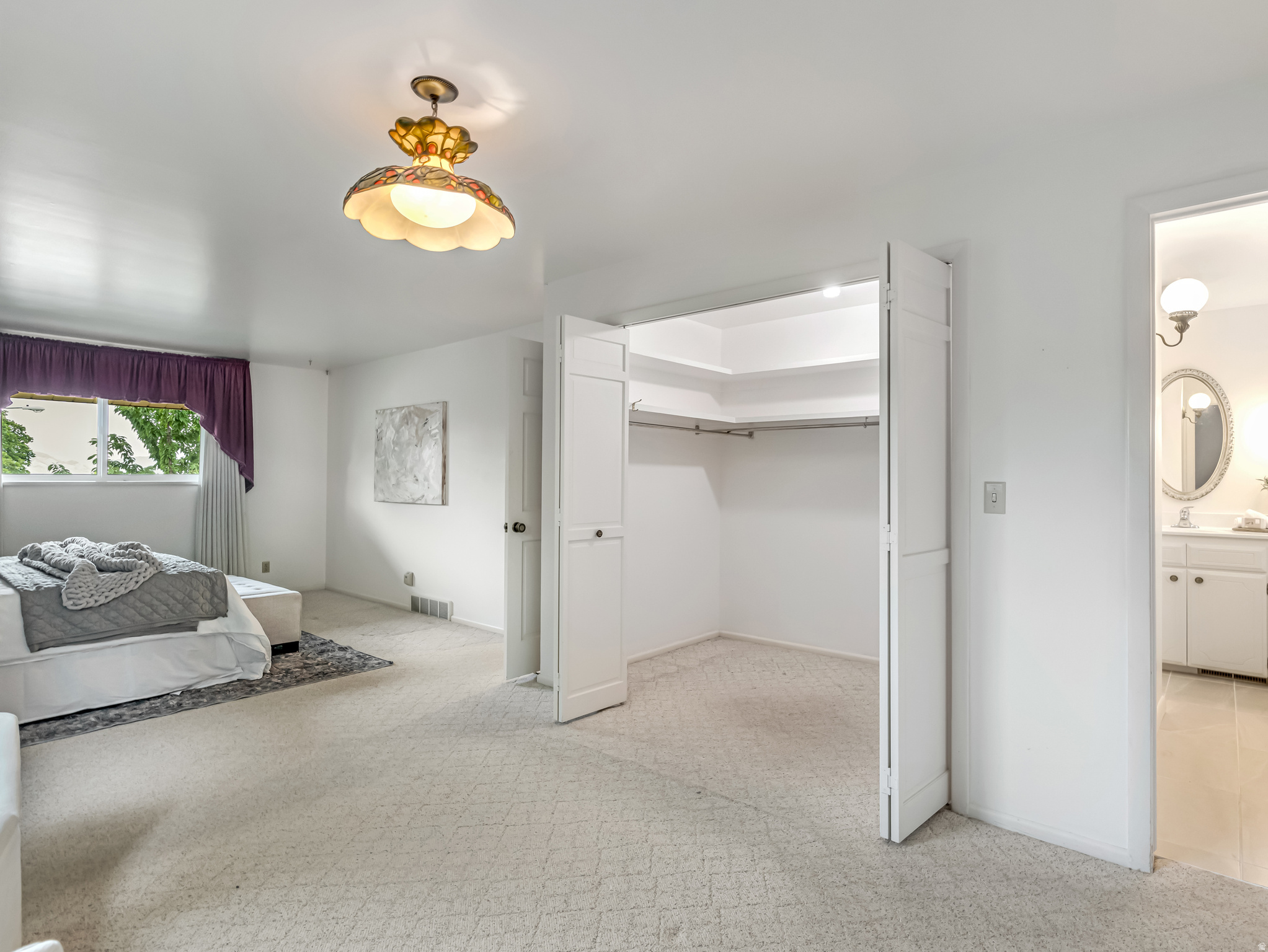 COLONIAL HEIGHTS - Residential